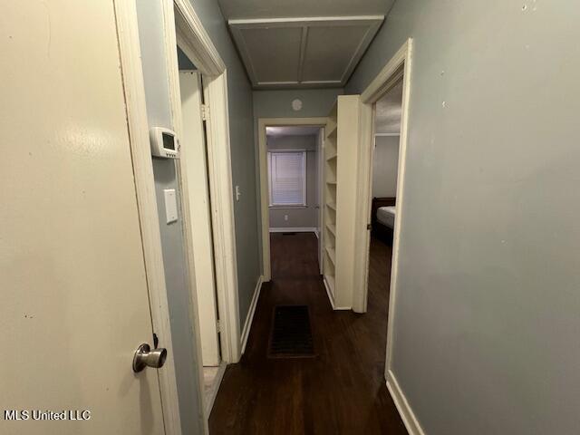 205 Holly Drive Property Photo 9