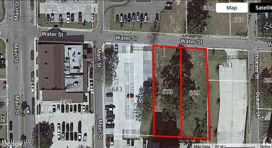 669 Water Street Property Photo 1