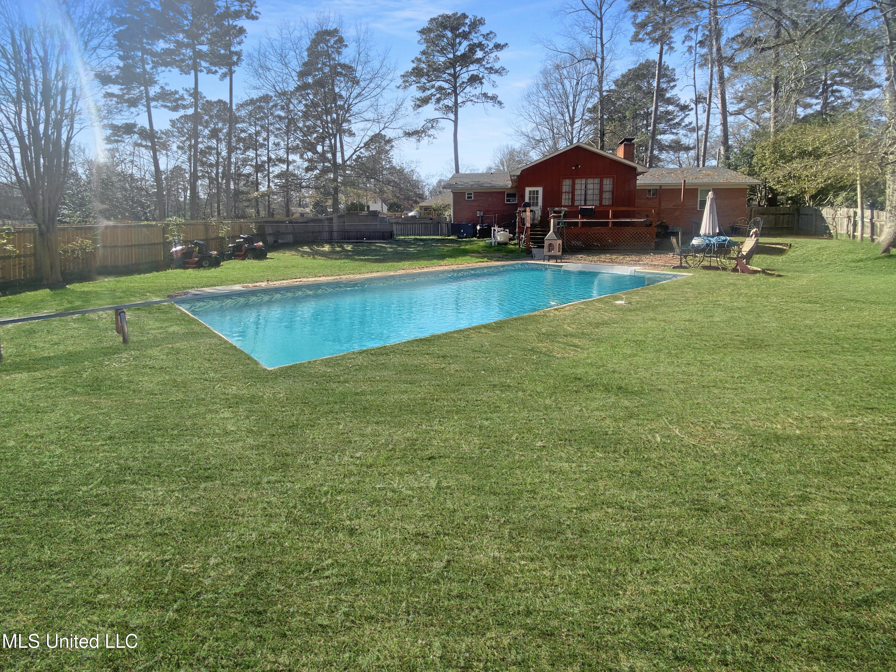 104 City Limits Road Property Photo 3