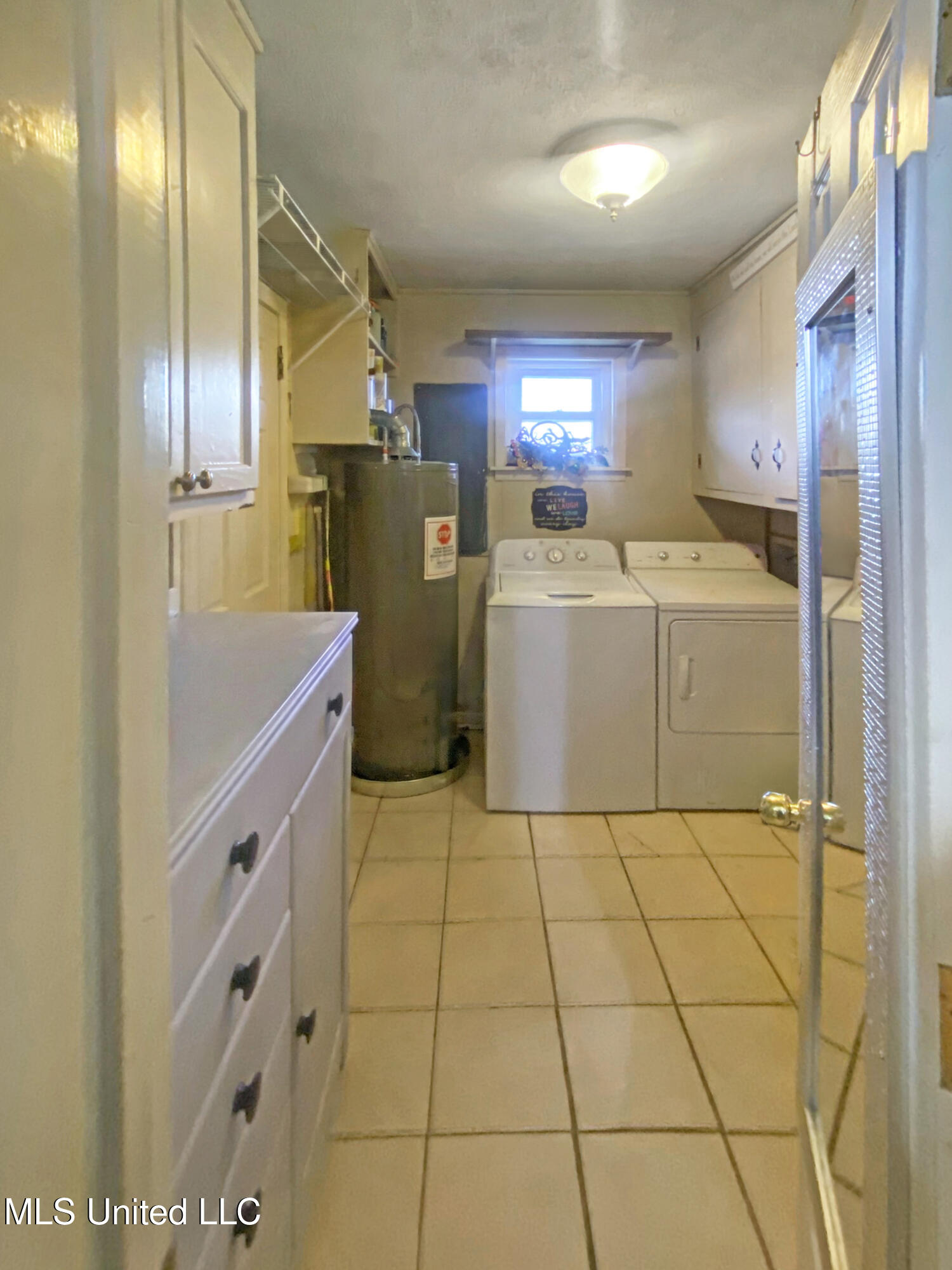 104 City Limits Road Property Photo 16