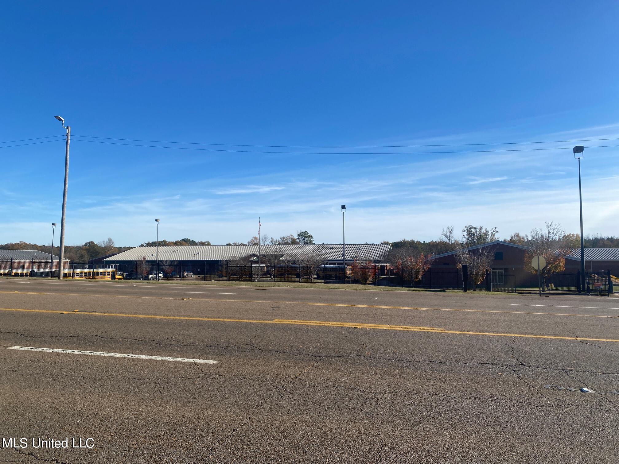 01 16 Highway Property Photo 6
