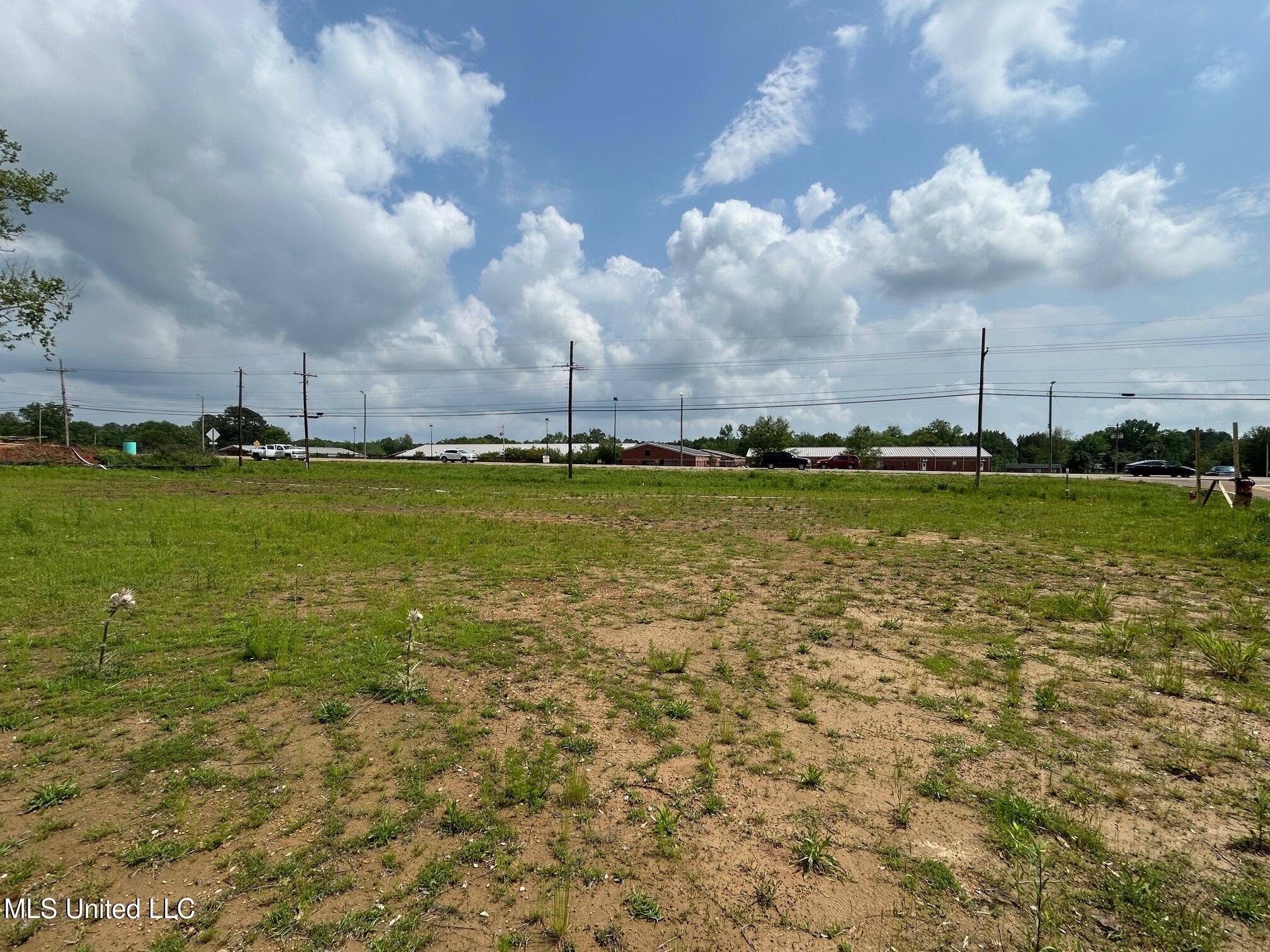 01 16 Highway Property Photo 16