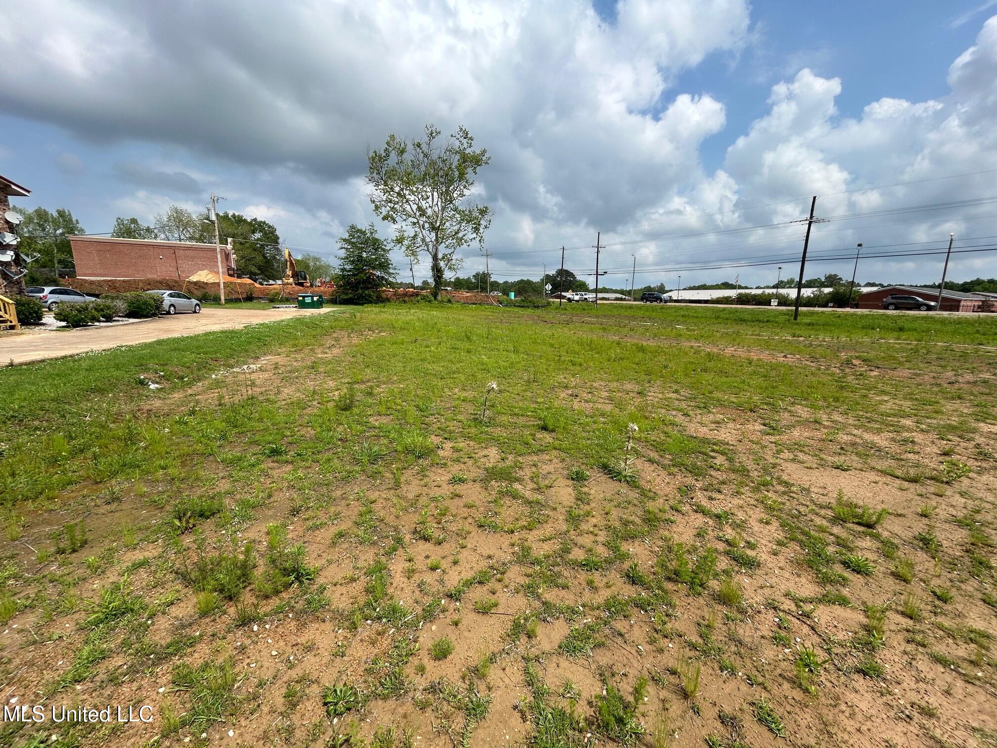 01 16 Highway Property Photo 18