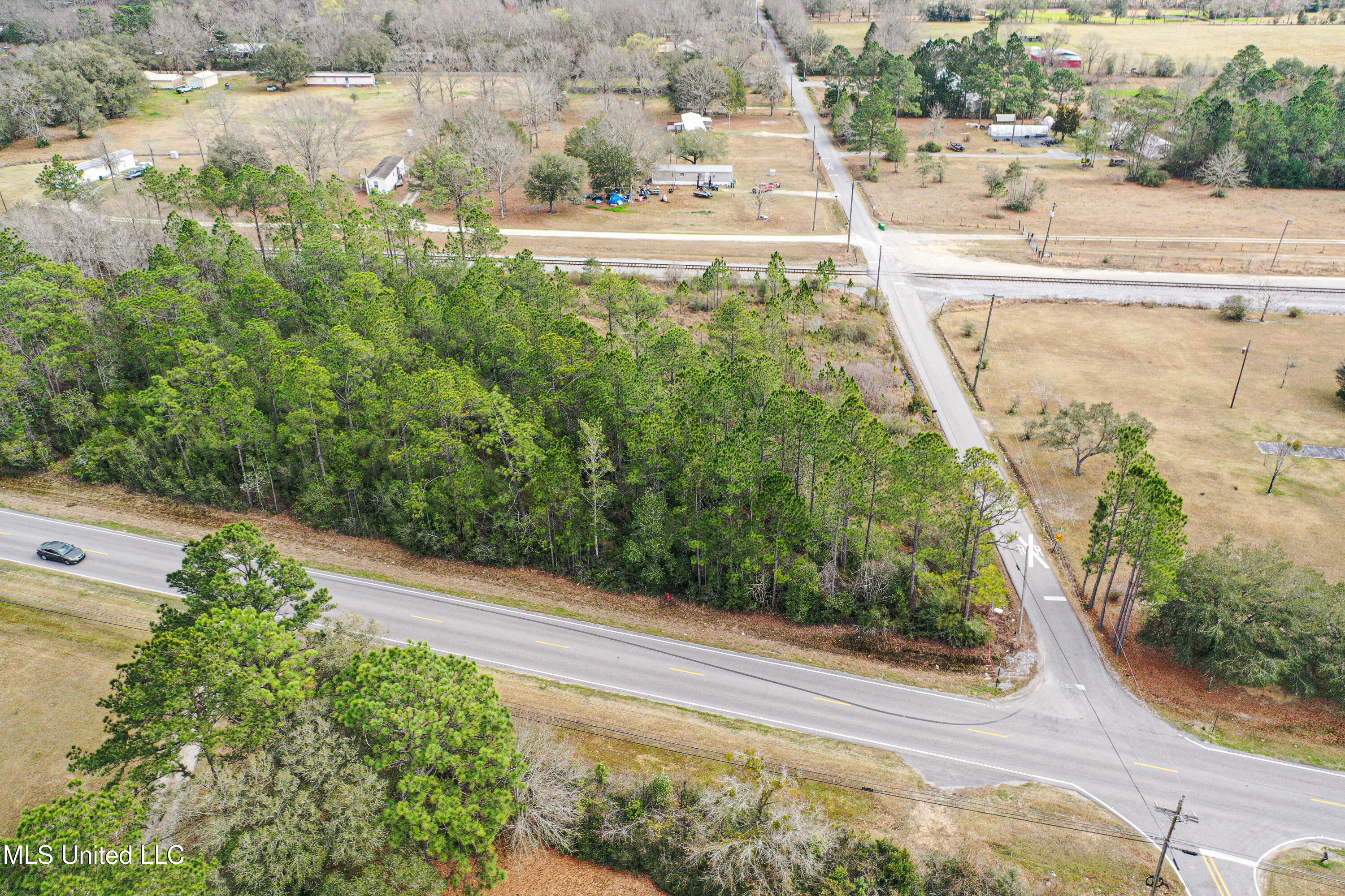 Mississippi 613 Highway Property Photo 12