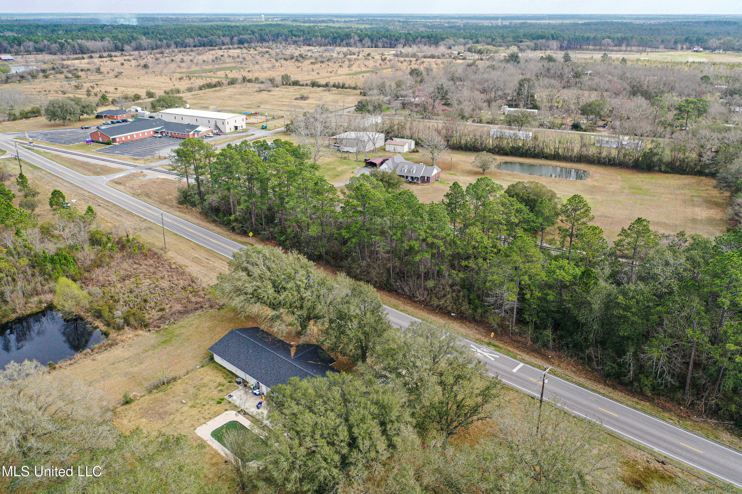 Mississippi 613 Highway Property Photo 14