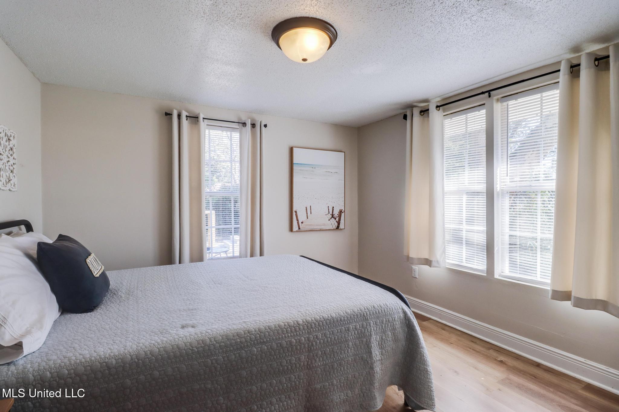 820 Regnault Avenue Property Photo 10