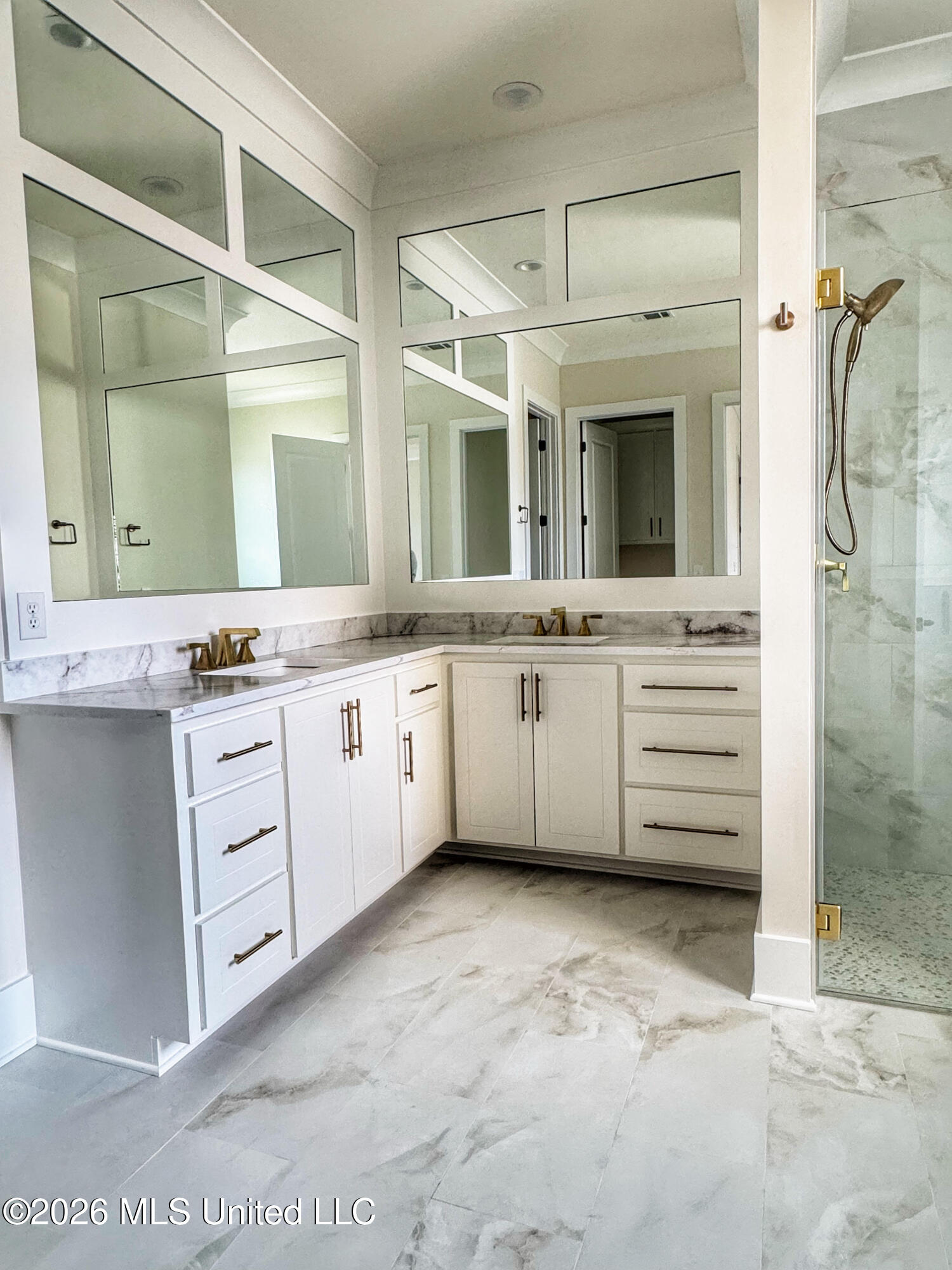 220 Herons Bay Circle Property Photo 9