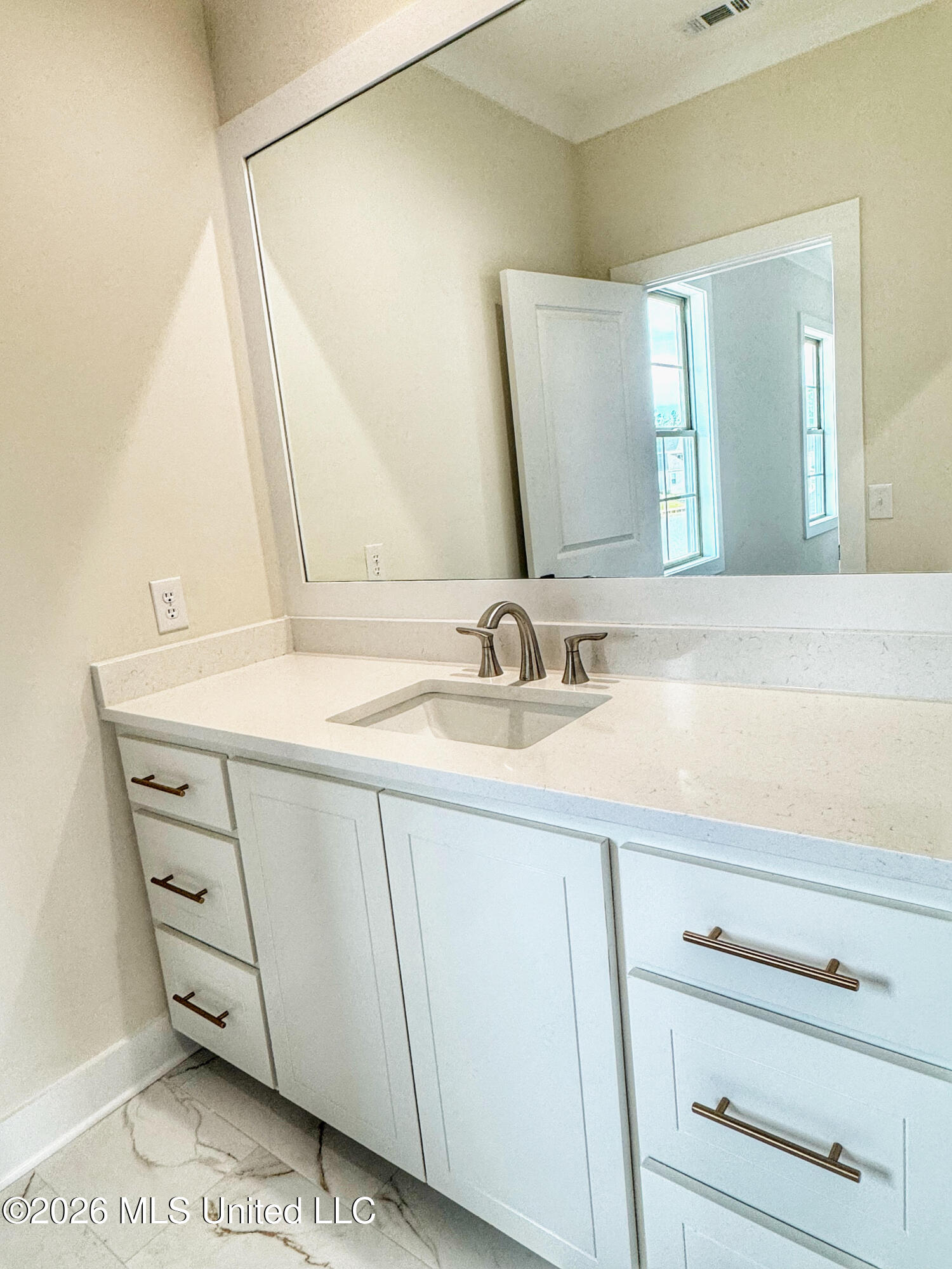 220 Herons Bay Circle Property Photo 12