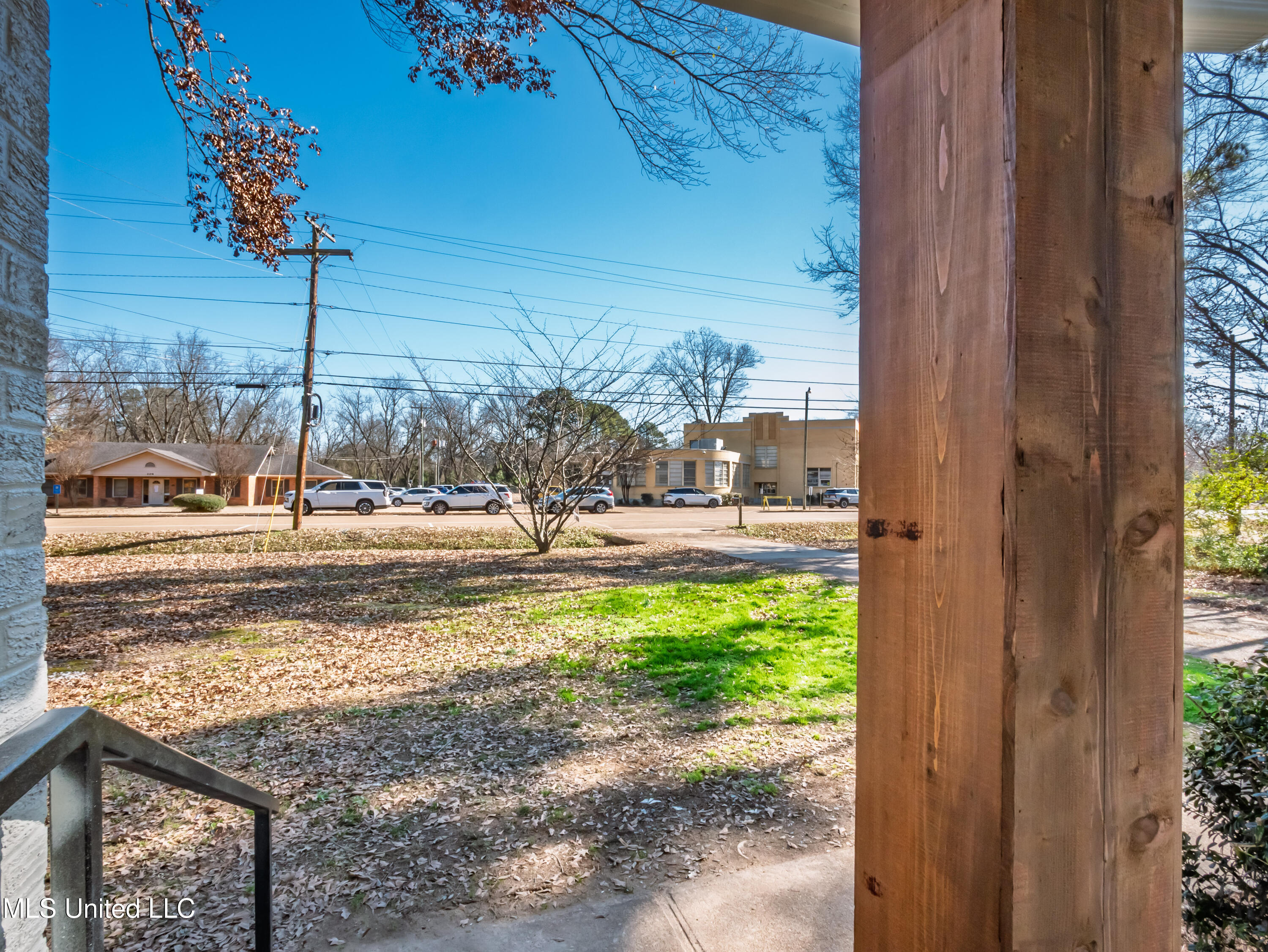 201 College Street Property Photo 32