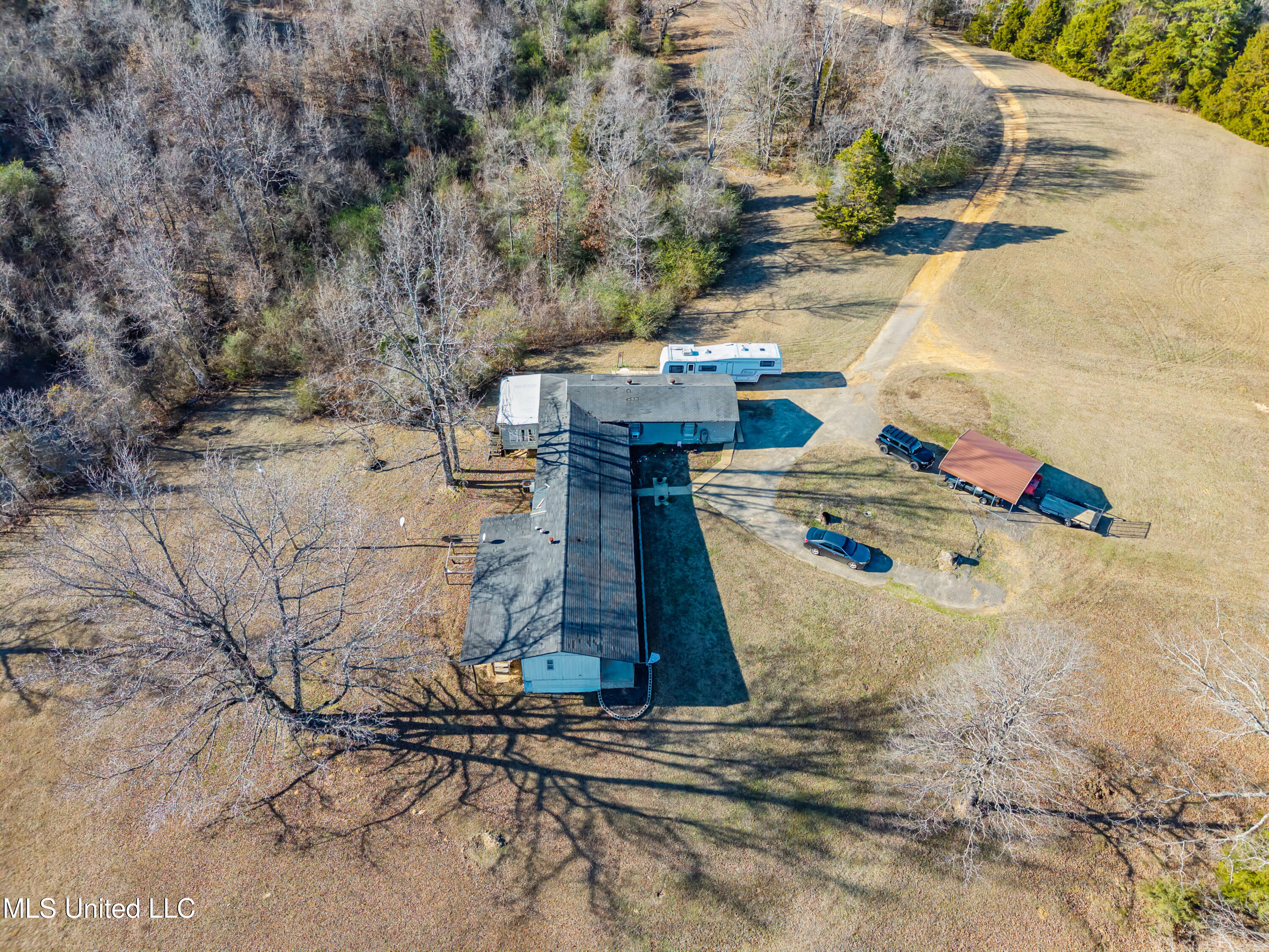 8088 Pope Crowder Road Property Photo 4