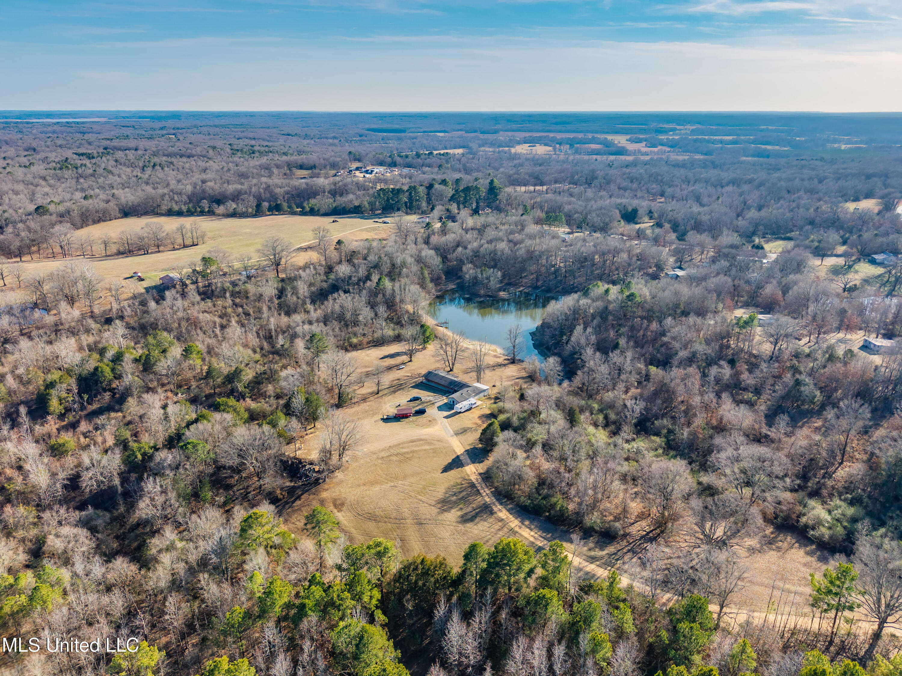 8088 Pope Crowder Road Property Photo 7