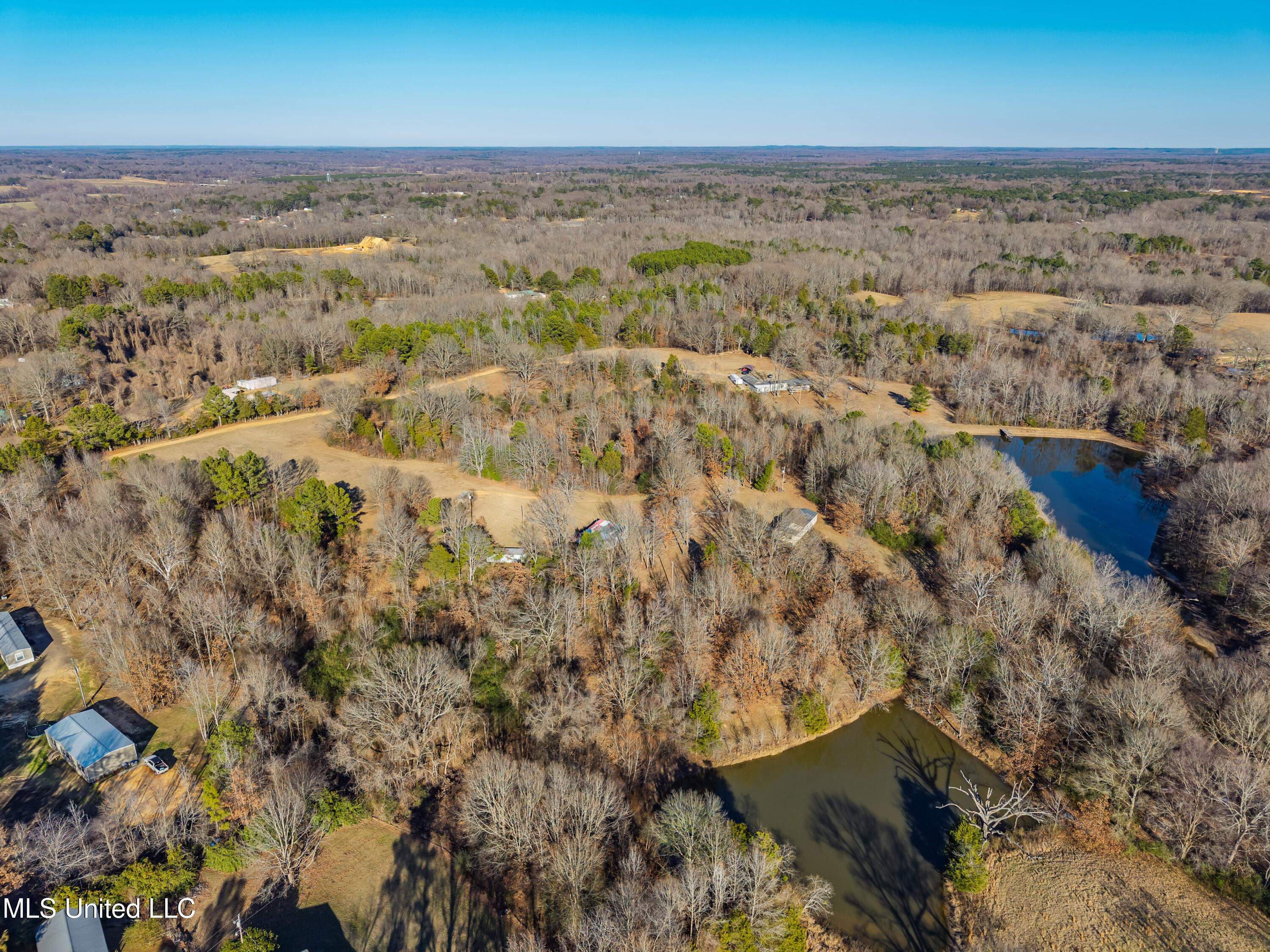 8088 Pope Crowder Road Property Photo 11