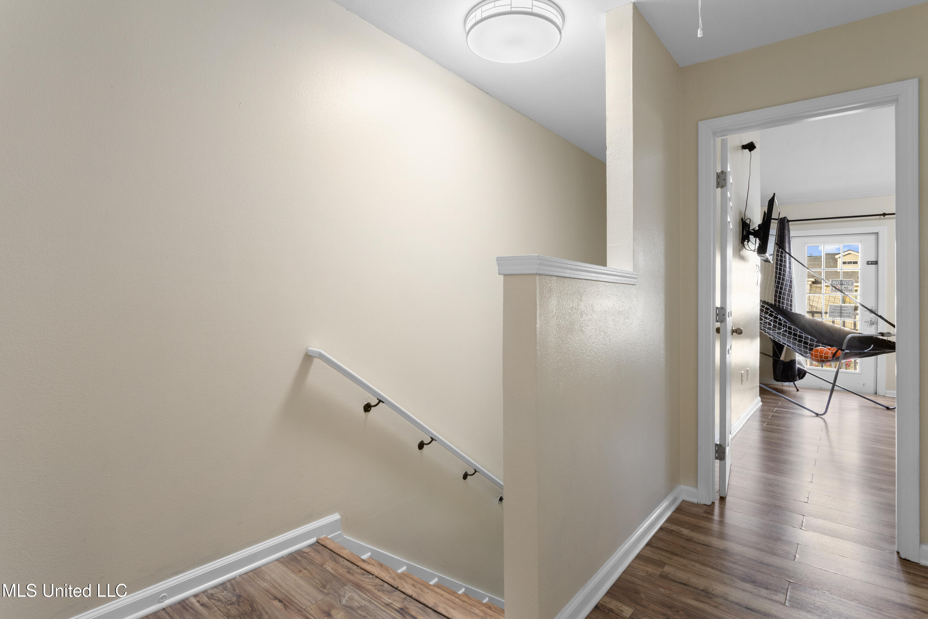 1170 Century Oaks Drive Property Photo 18