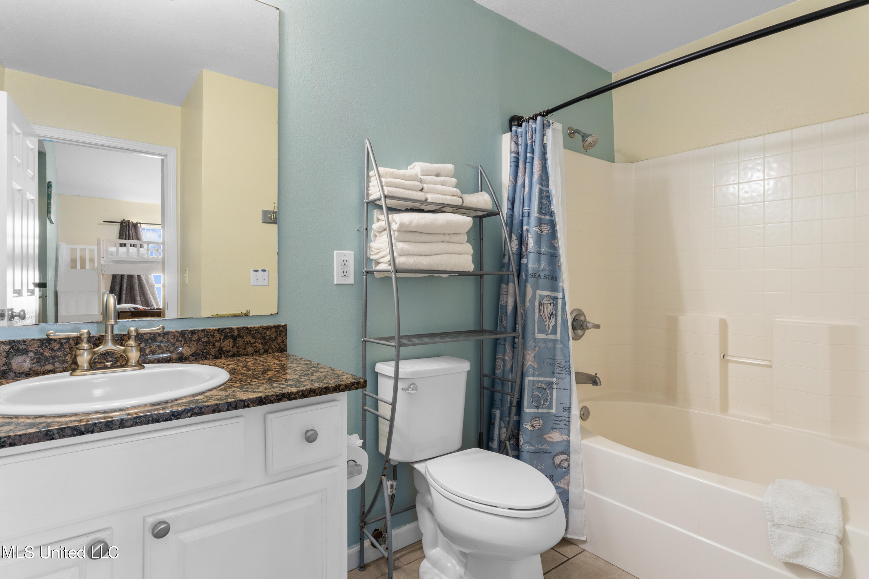 1170 Century Oaks Drive Property Photo 22