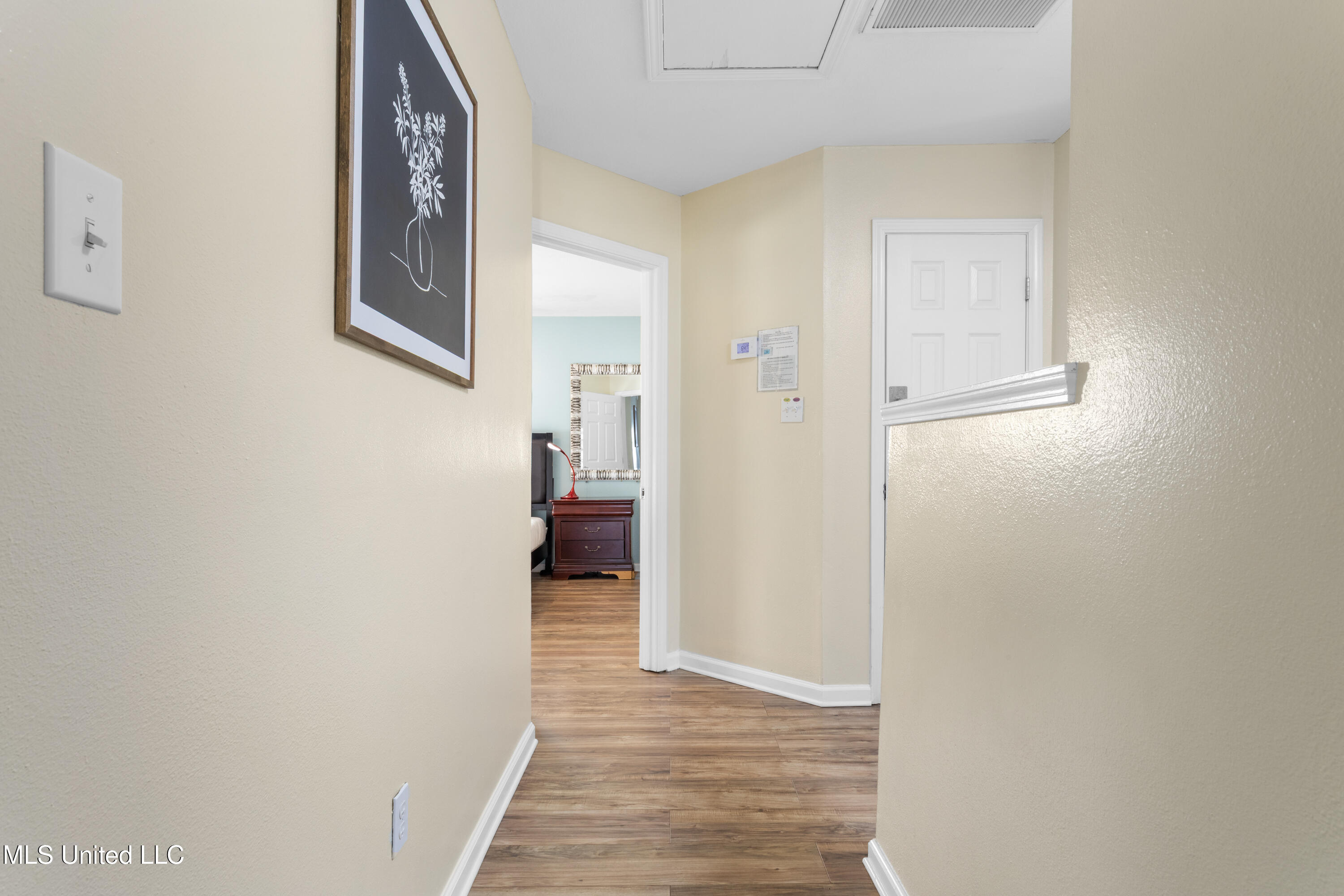 1170 Century Oaks Drive Property Photo 23