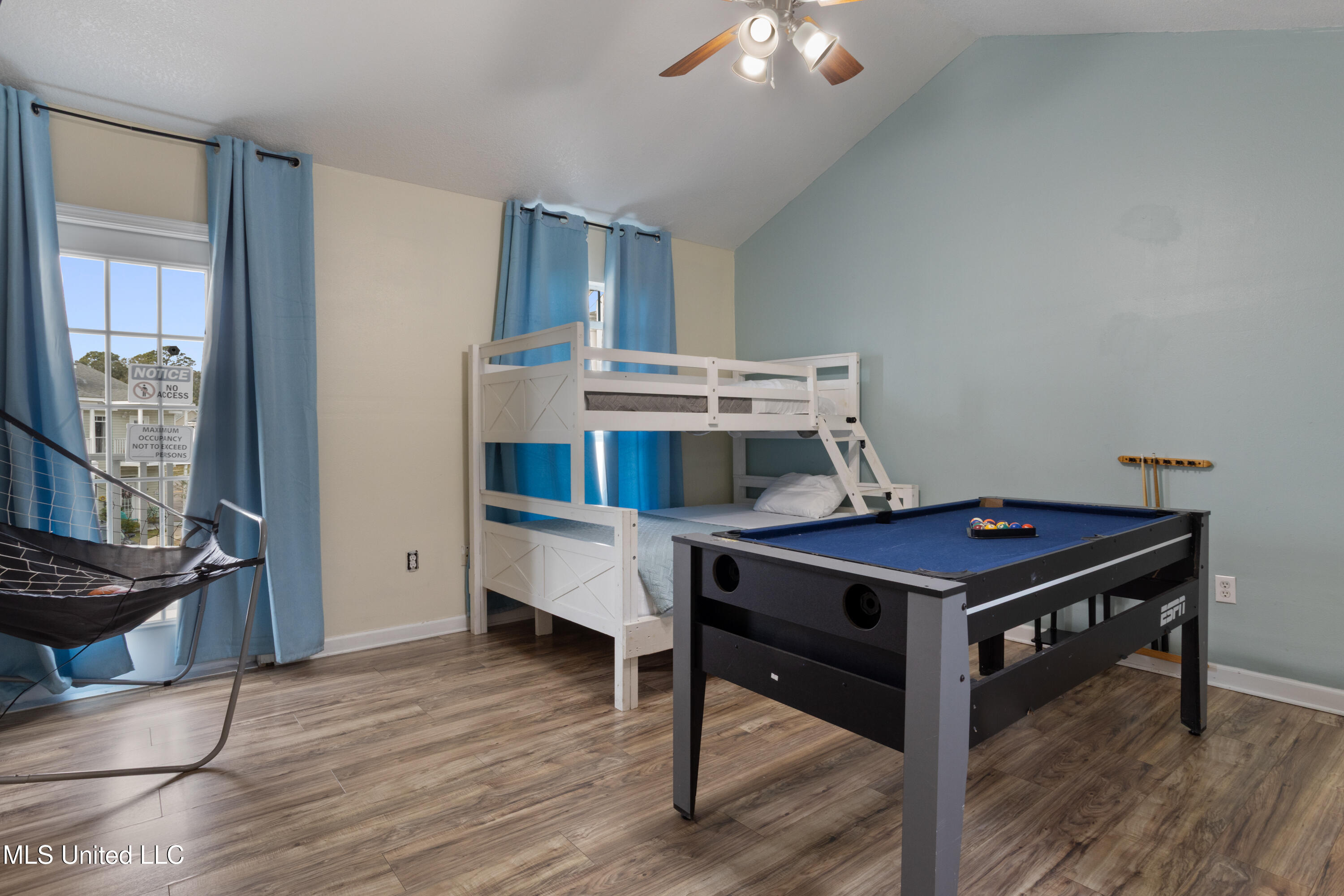 1180 Century Oaks Drive Property Photo 18
