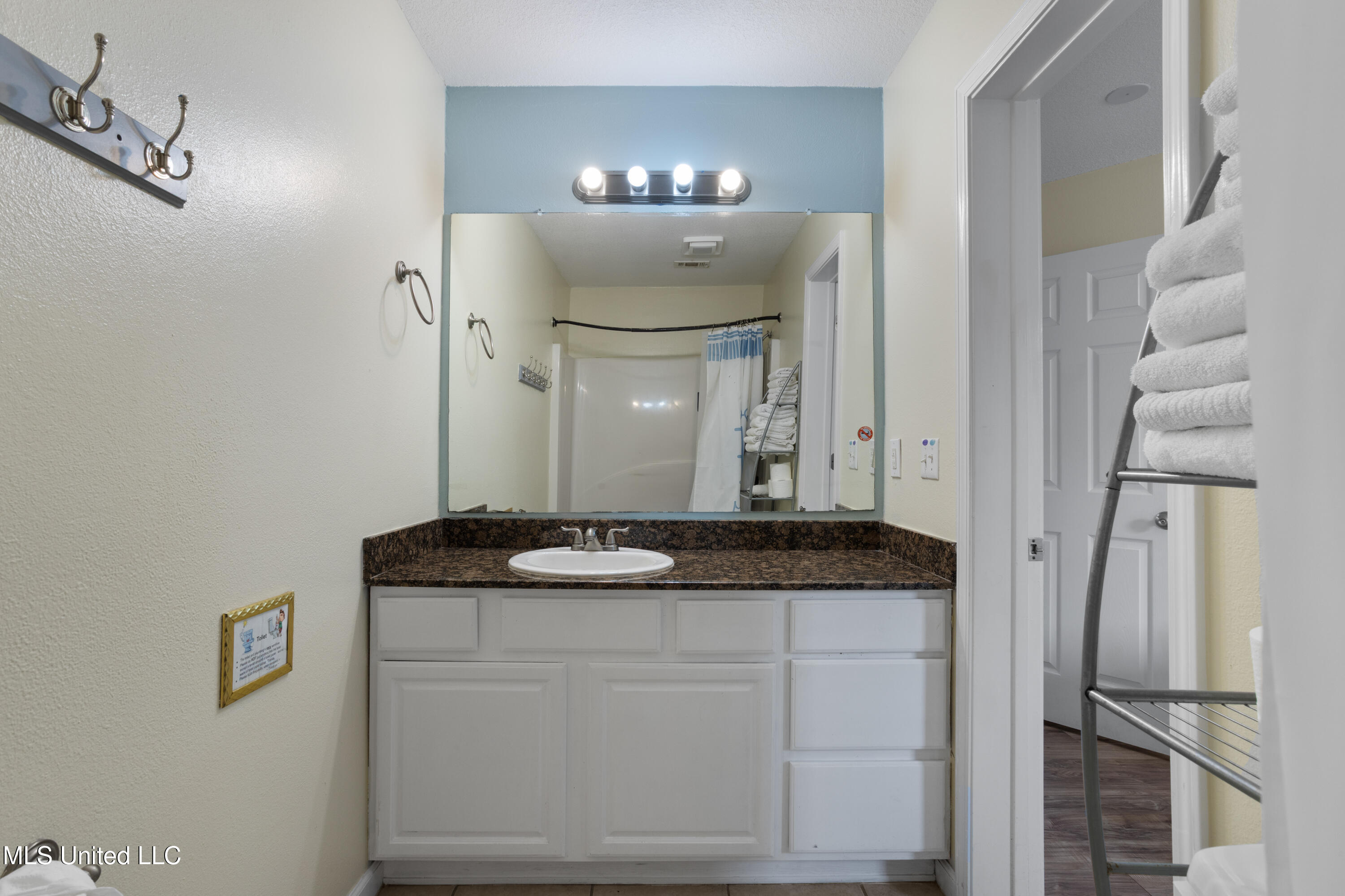 1180 Century Oaks Drive Property Photo 26