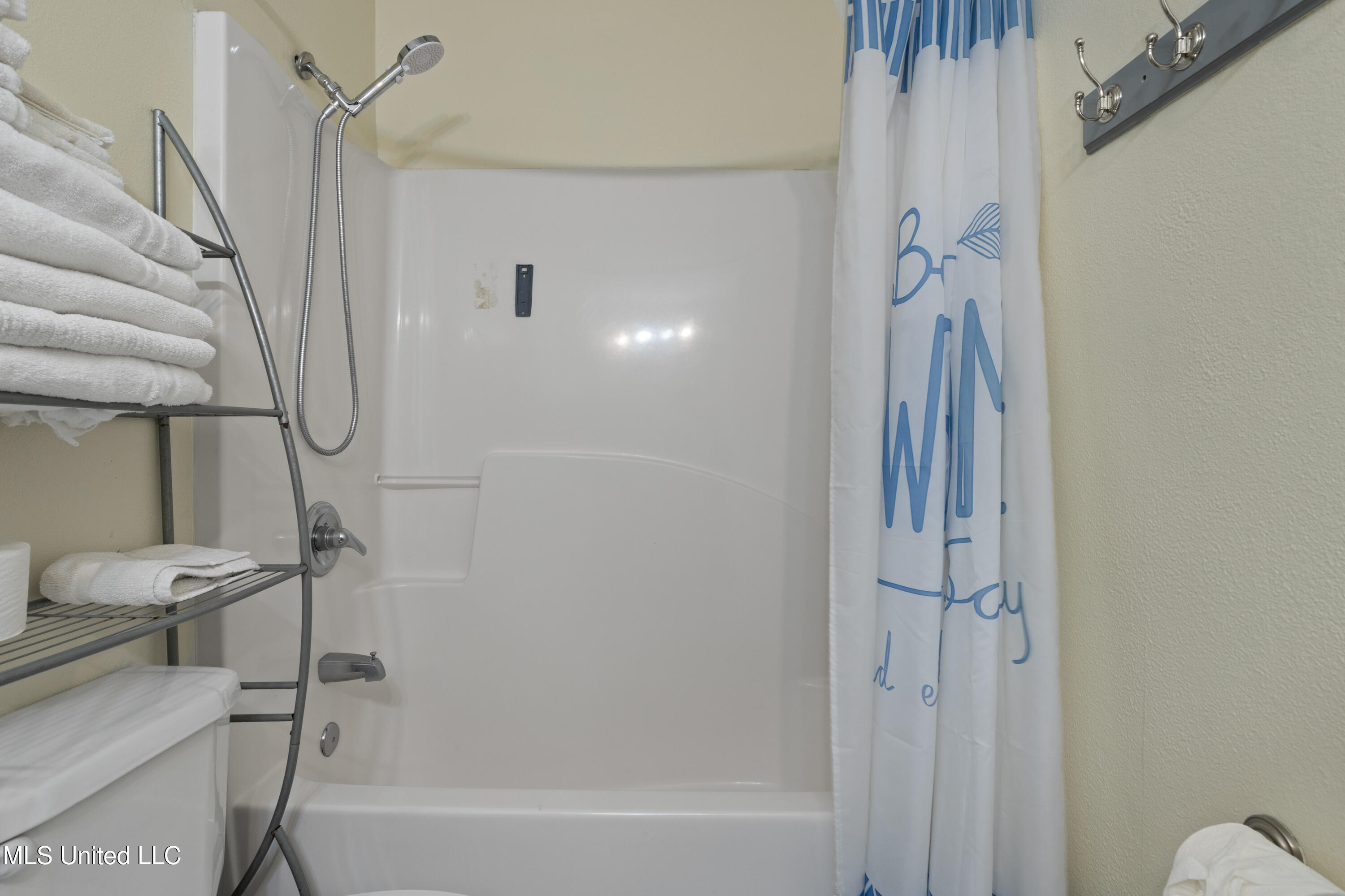 1180 Century Oaks Drive Property Photo 27