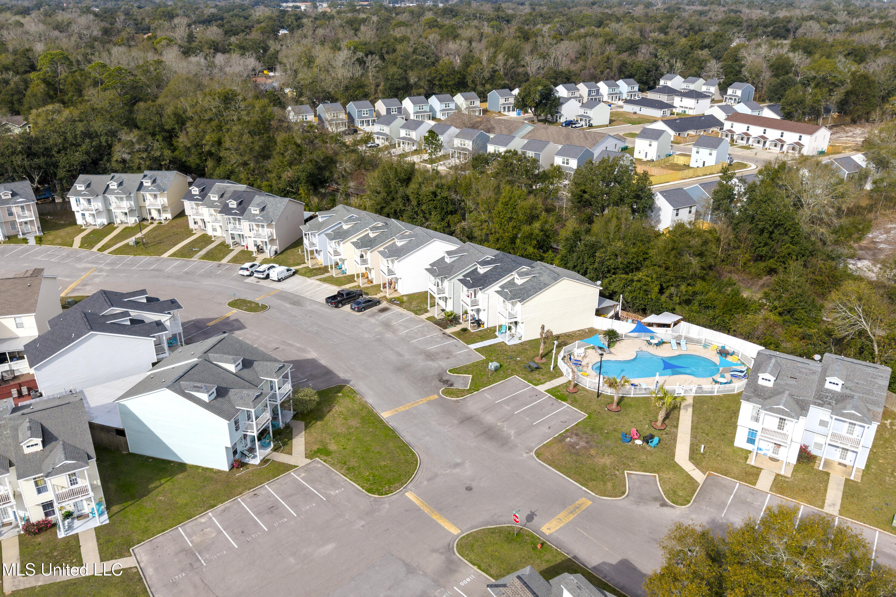 1181 Century Oaks Drive Property Photo 44