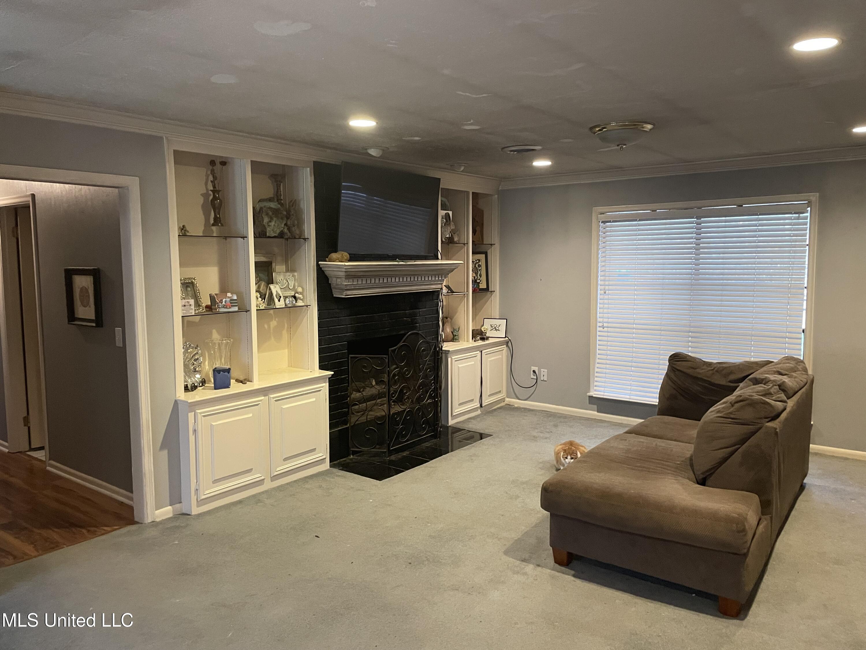 522 Kennedy Drive Property Photo 6