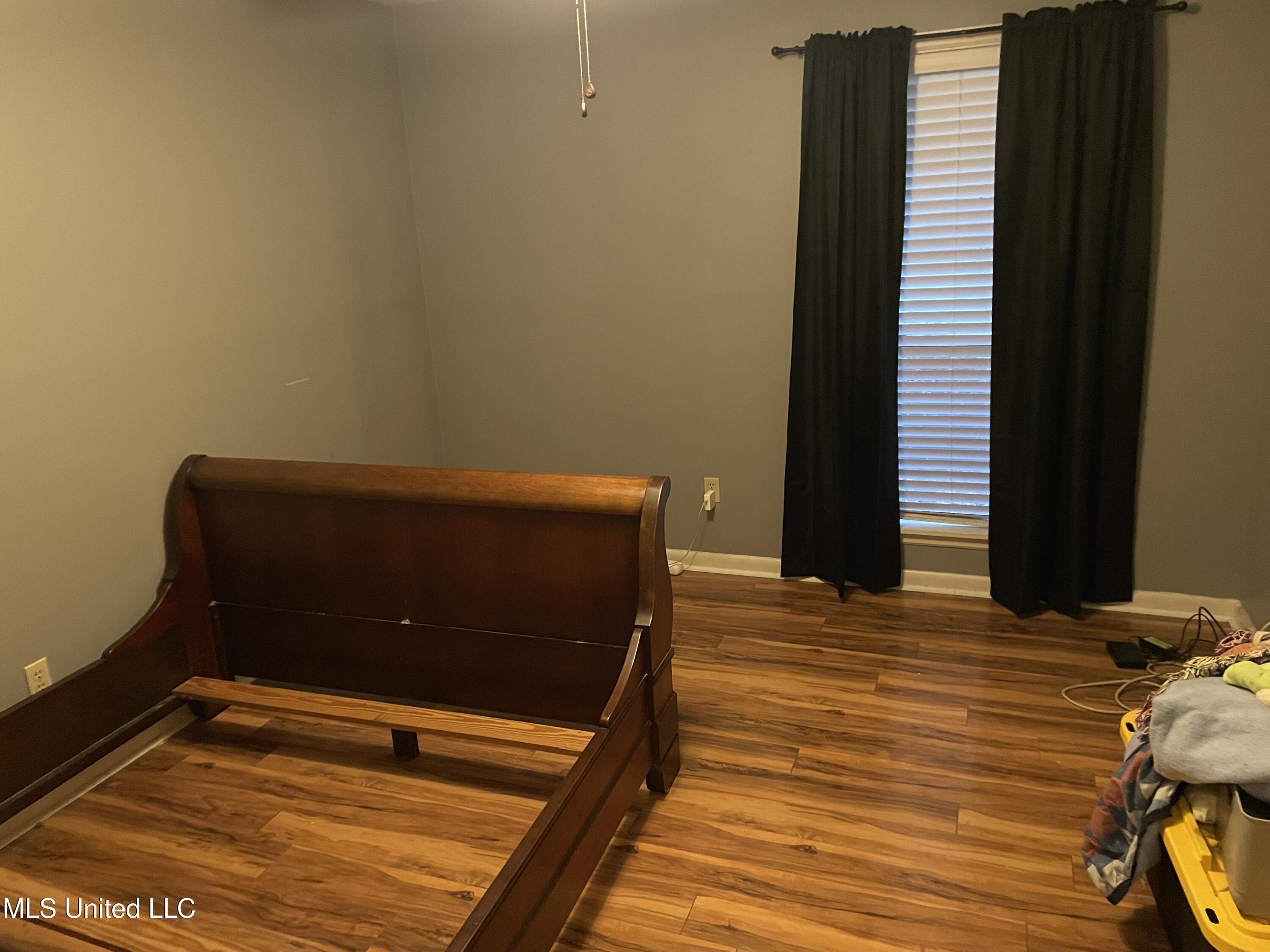 522 Kennedy Drive Property Photo 9