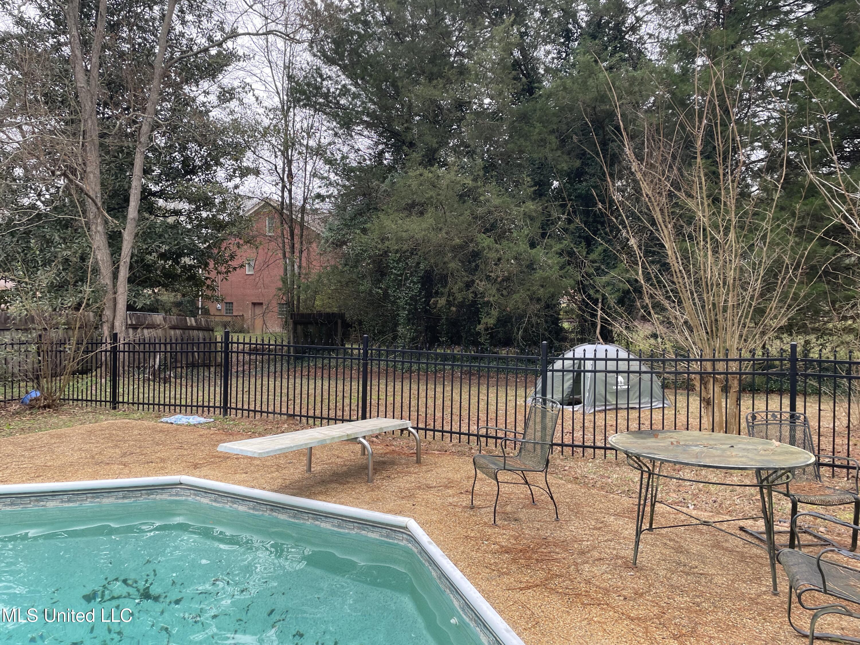 522 Kennedy Drive Property Photo 16