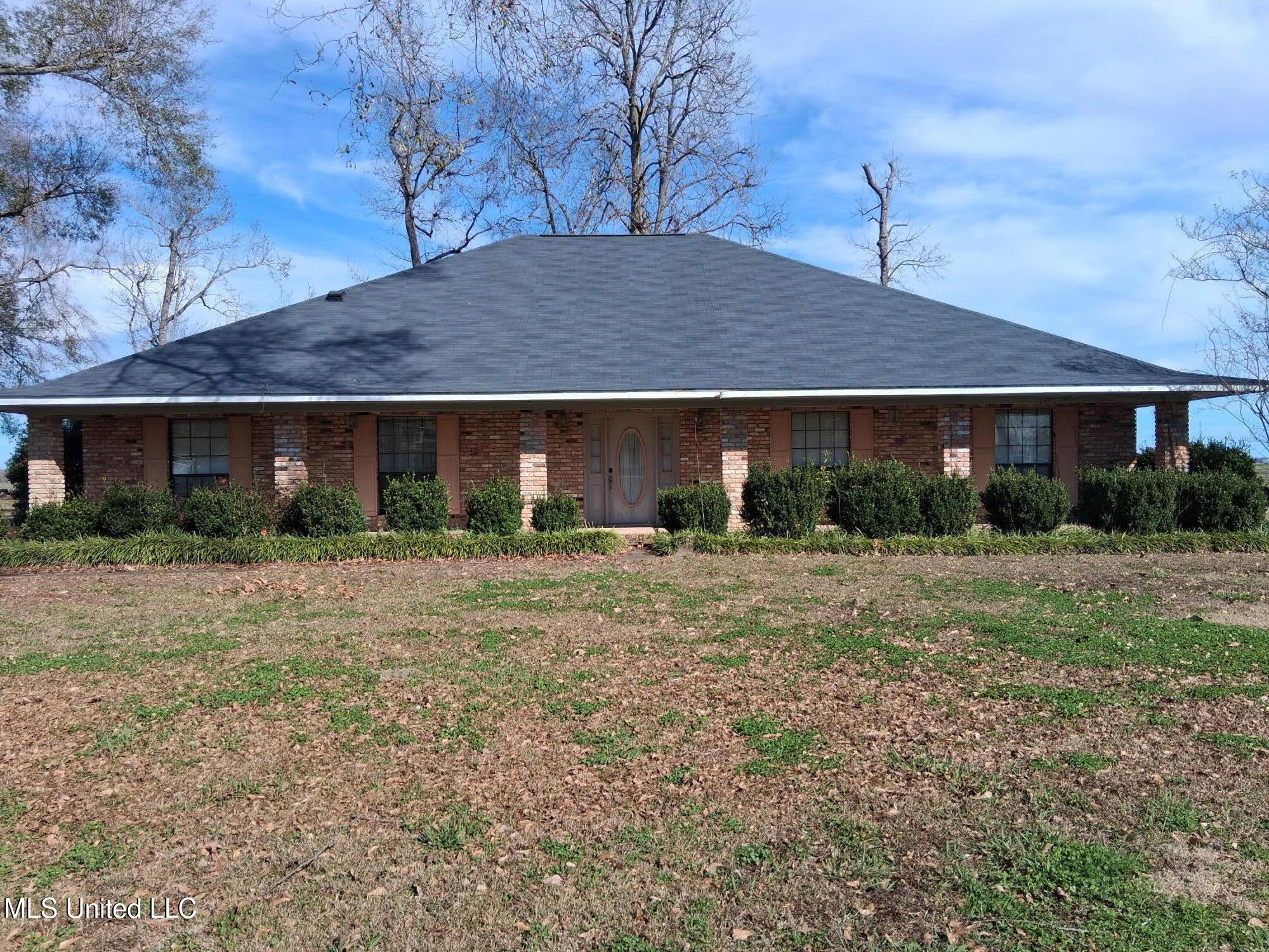 113 Pecania Drive Property Photo 1