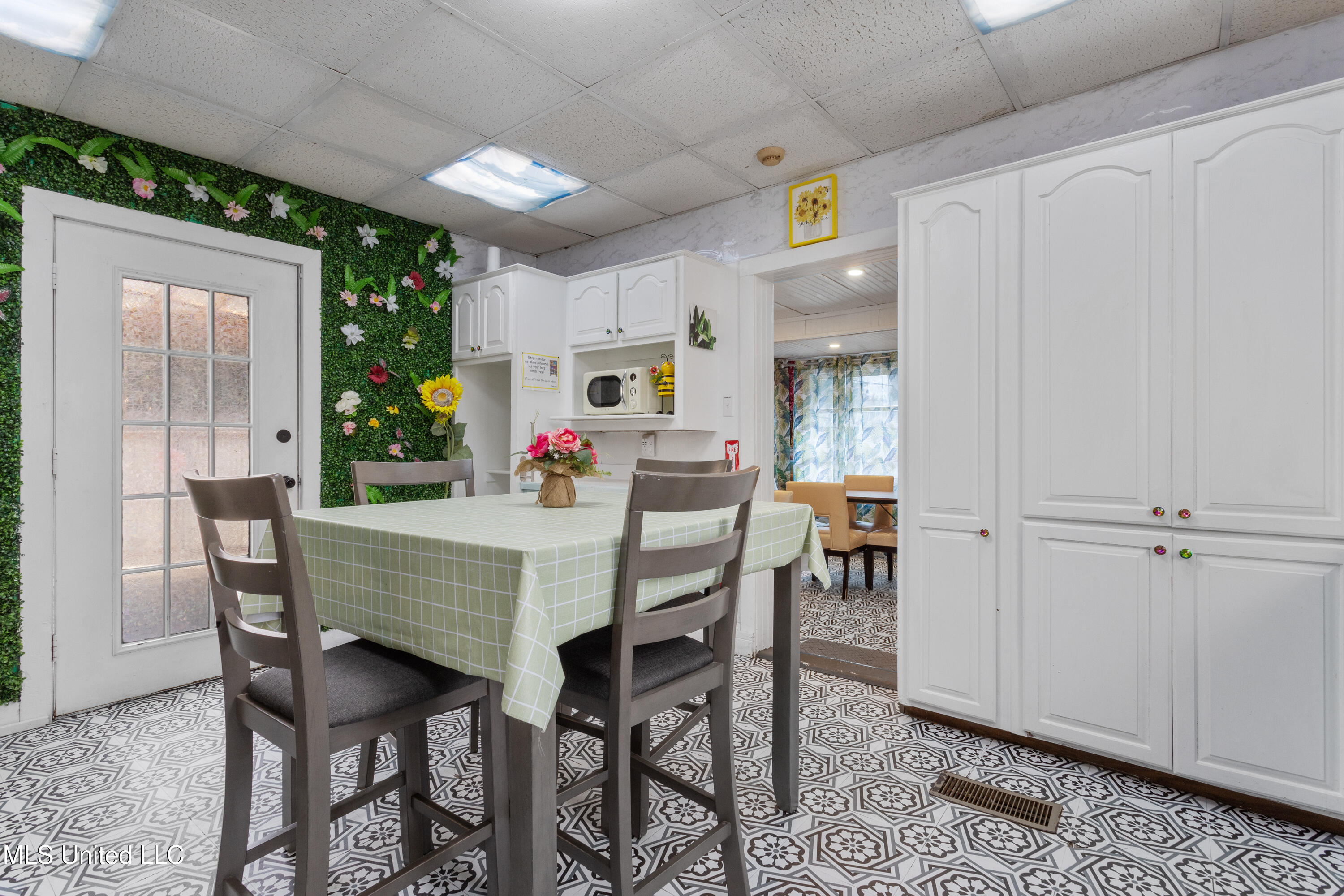 1127 19th Street Property Photo 14