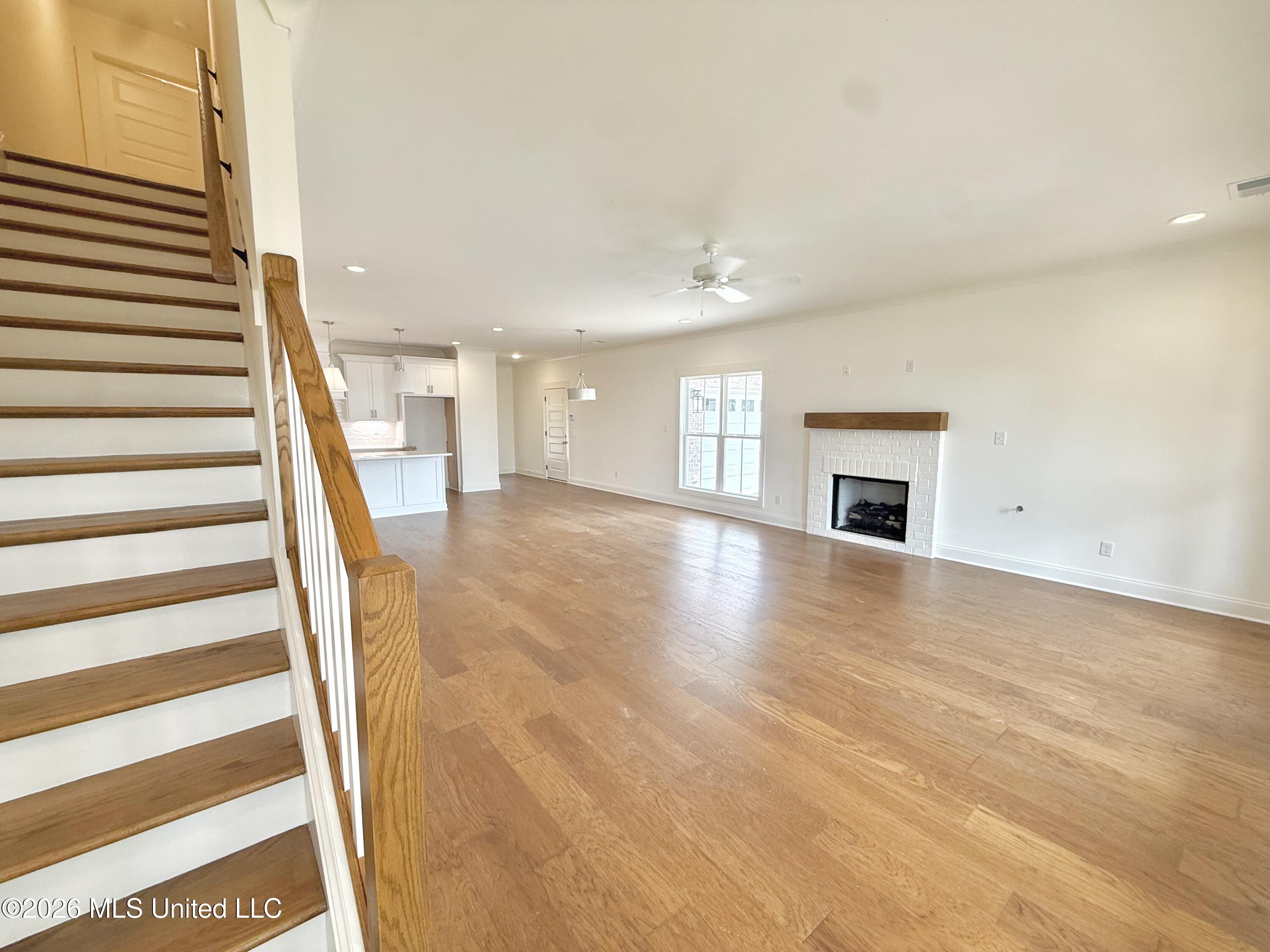 6525 Westland Court Property Photo 2
