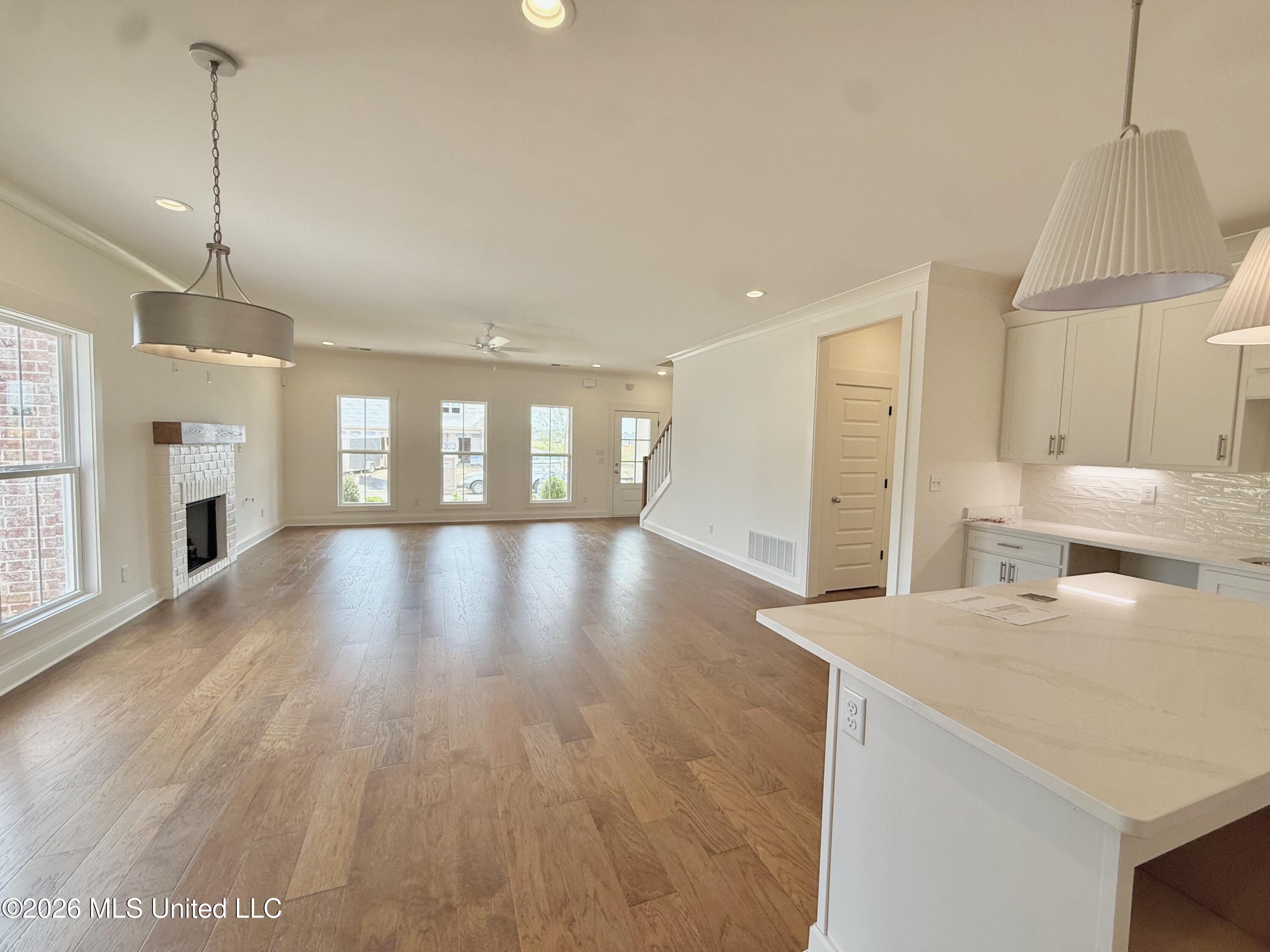 6525 Westland Court Property Photo 5