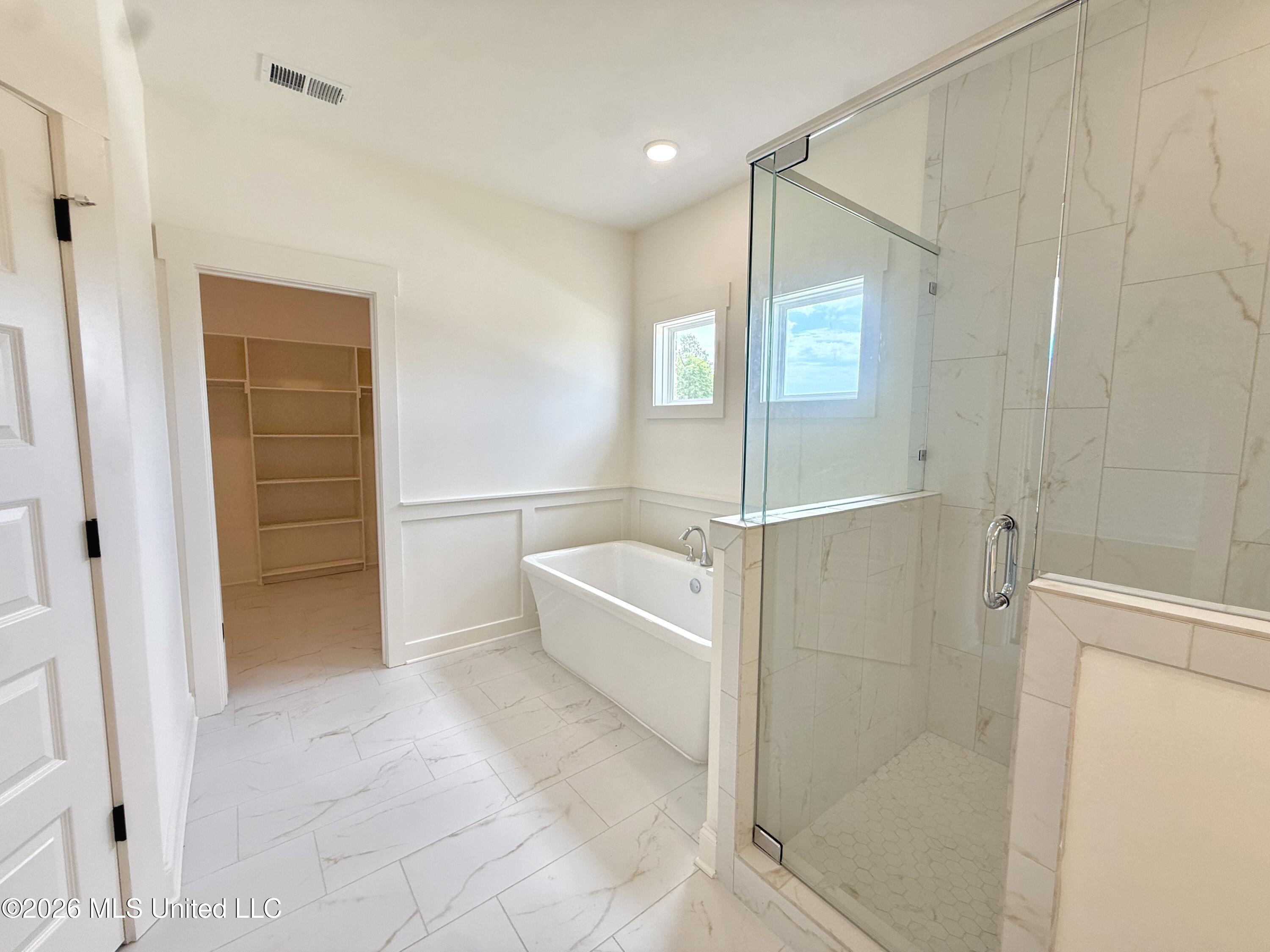 6525 Westland Court Property Photo 7