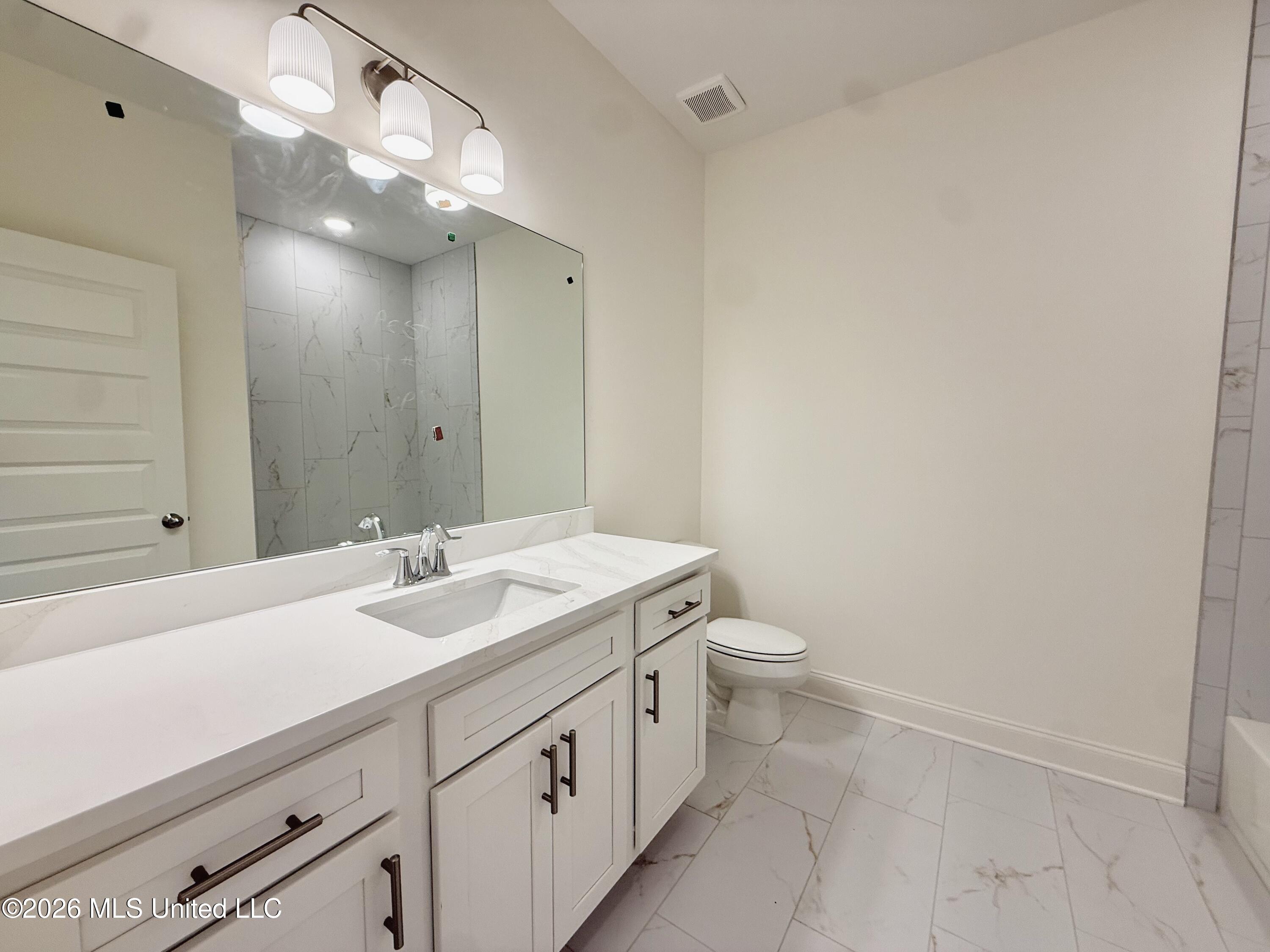 6525 Westland Court Property Photo 9