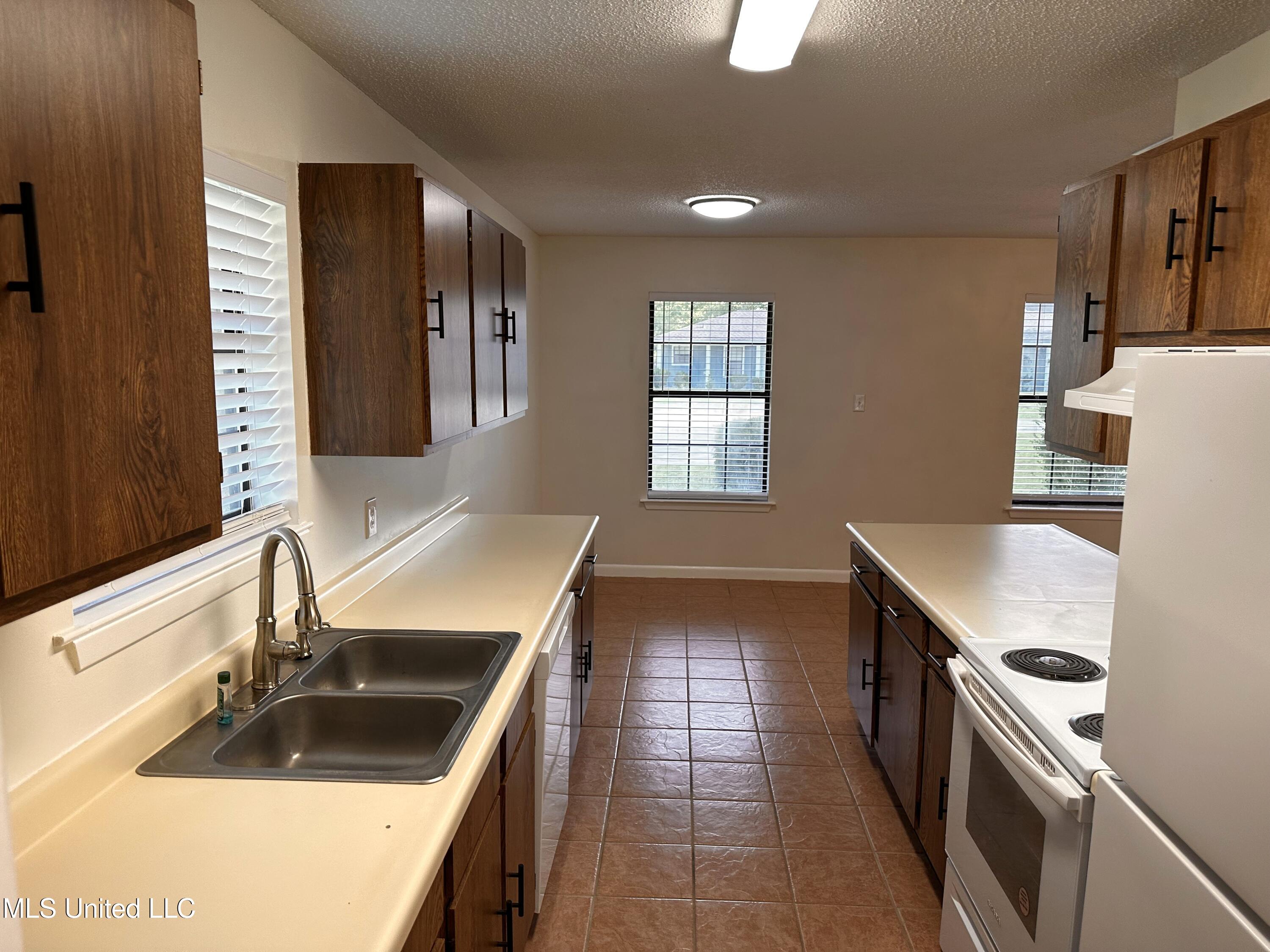 131 Via Don Ray Road Property Photo 5
