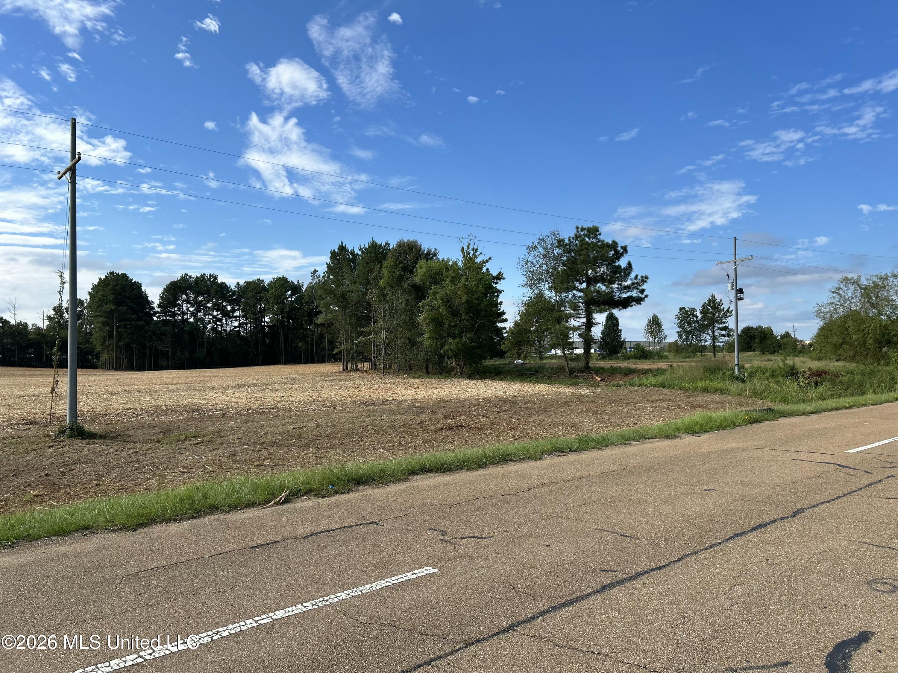 W Sowell Road Property Photo 4