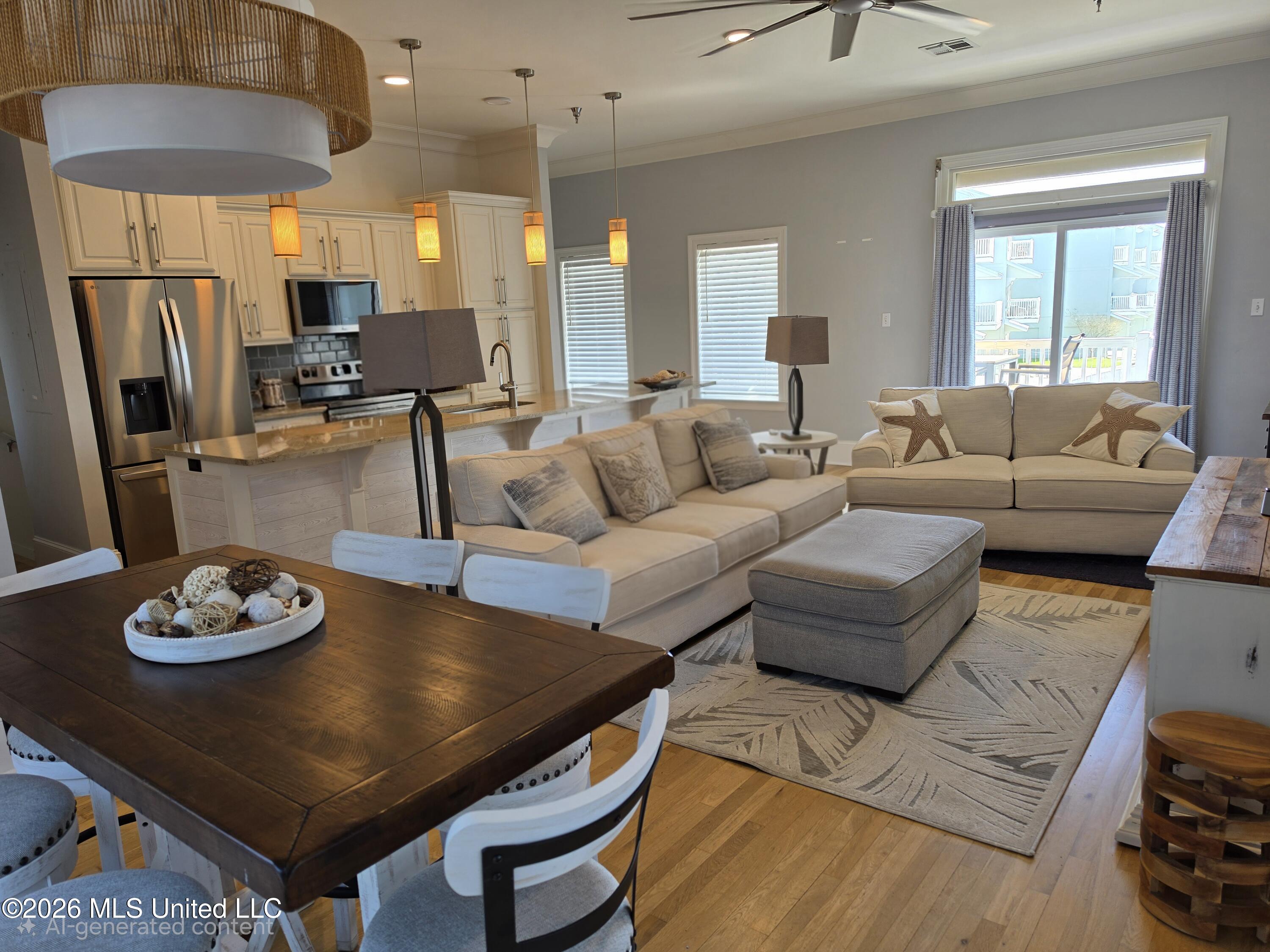 734 W Beach Boulevard Property Photo 7