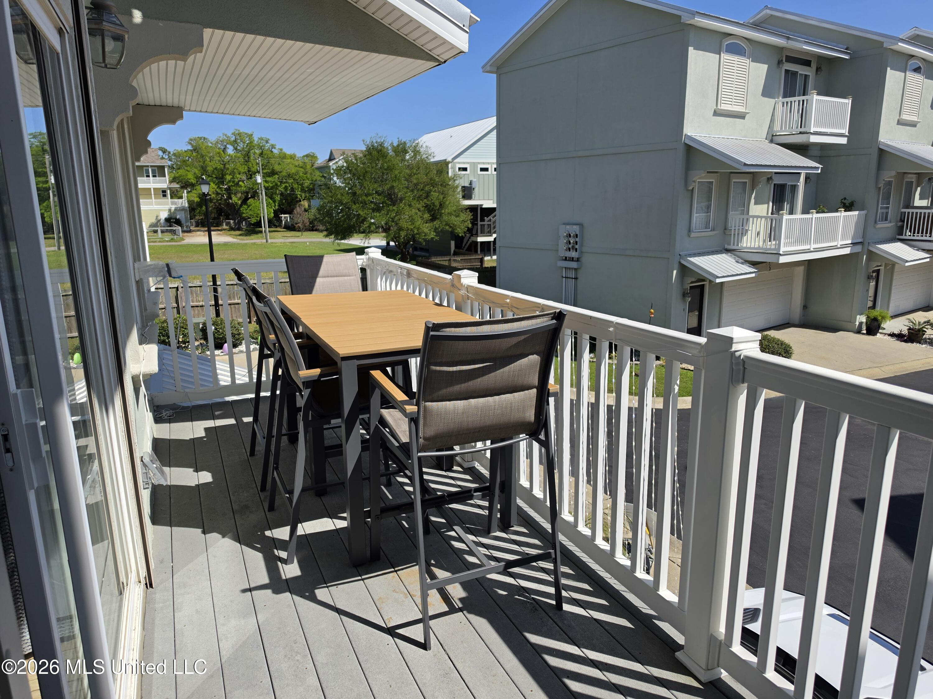 734 W Beach Boulevard Property Photo 13