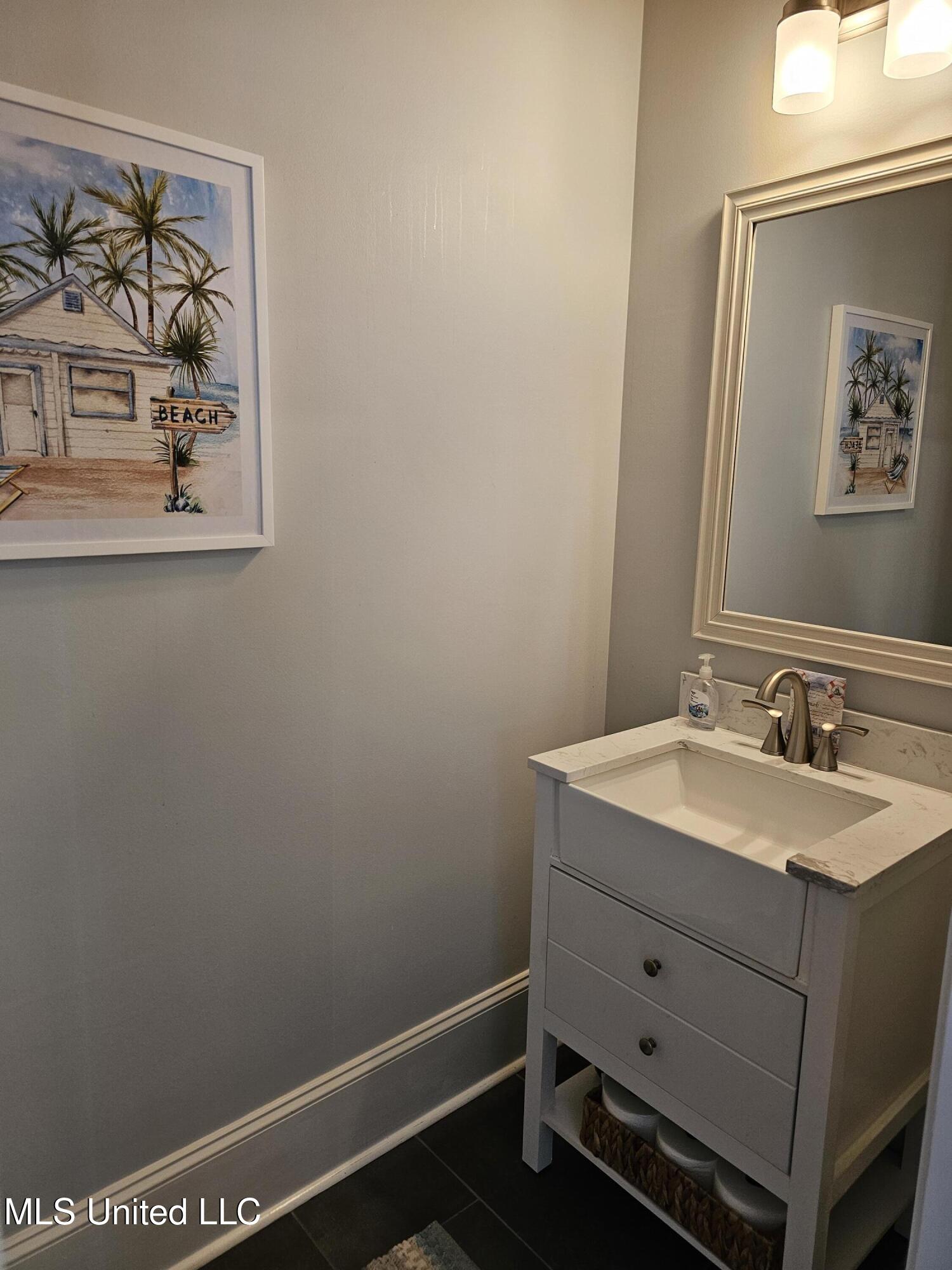 734 W Beach Boulevard Property Photo 15