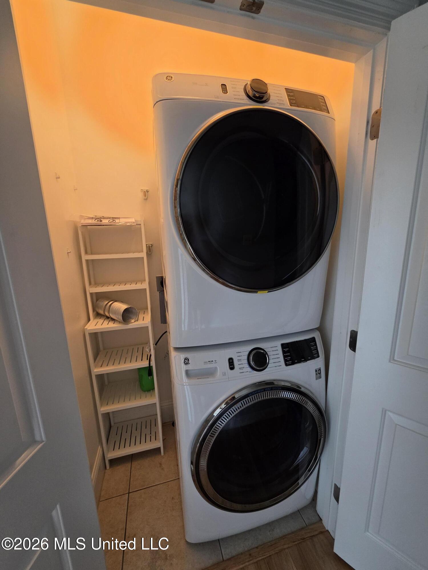 734 W Beach Boulevard Property Photo 22