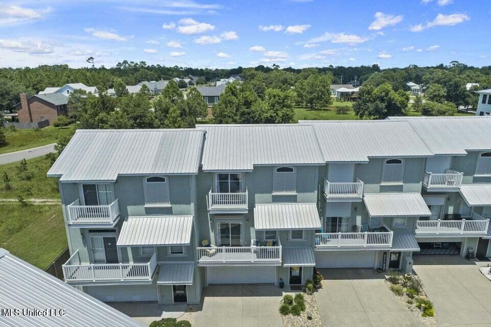 734 W Beach Boulevard Property Photo 30