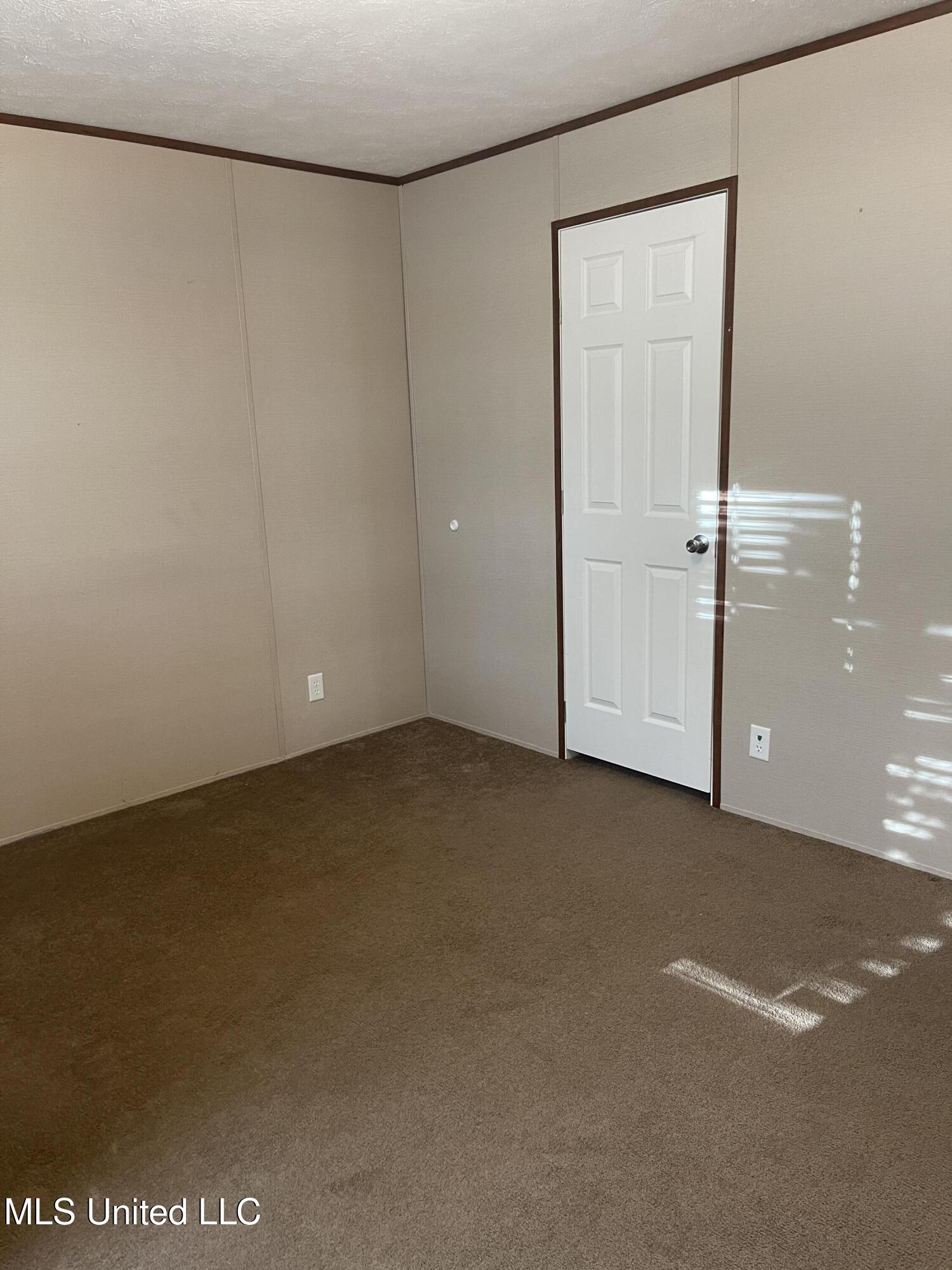 106 East Street Property Photo 16