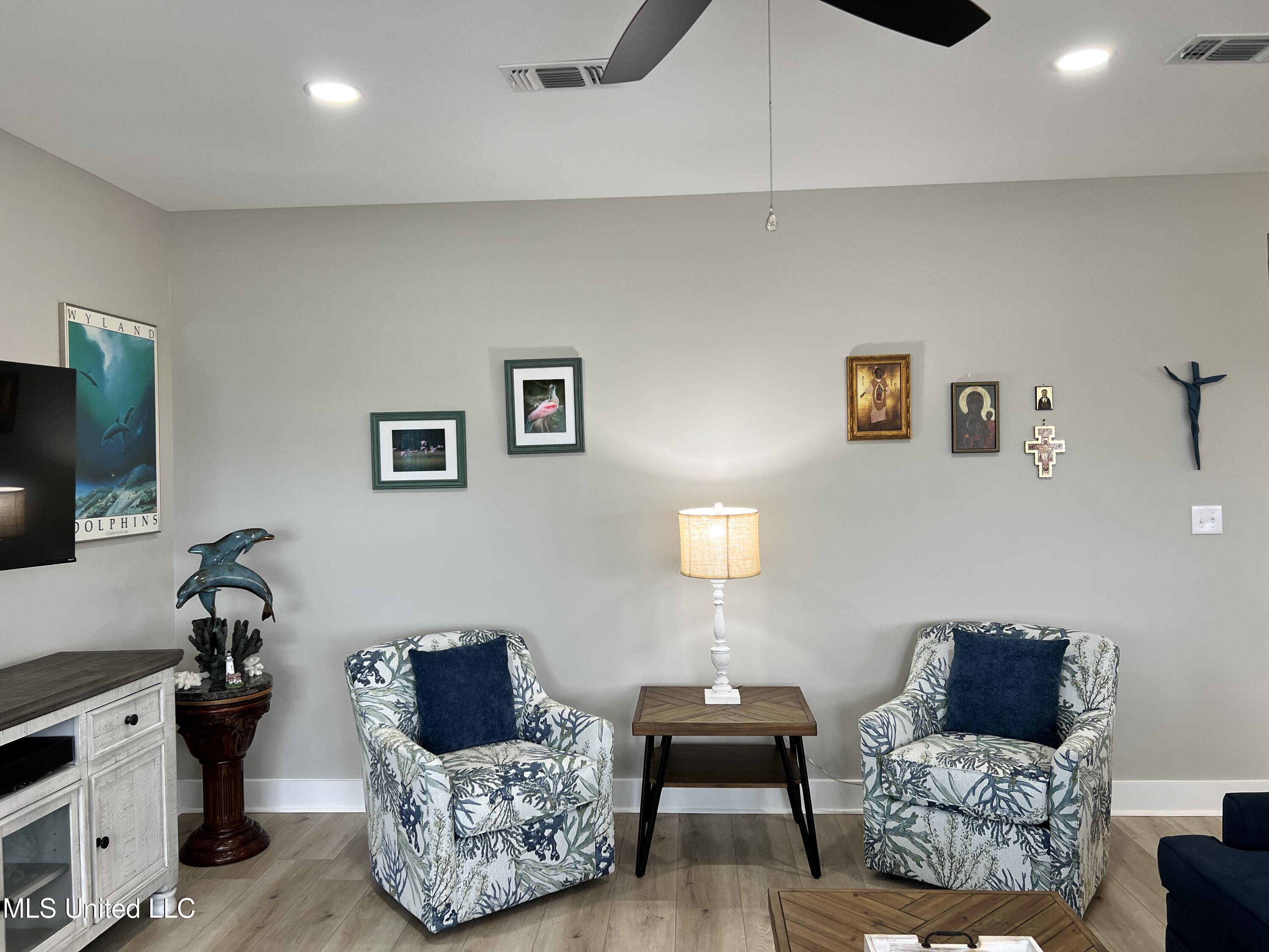 1211 Ocean View Drive Property Photo 9