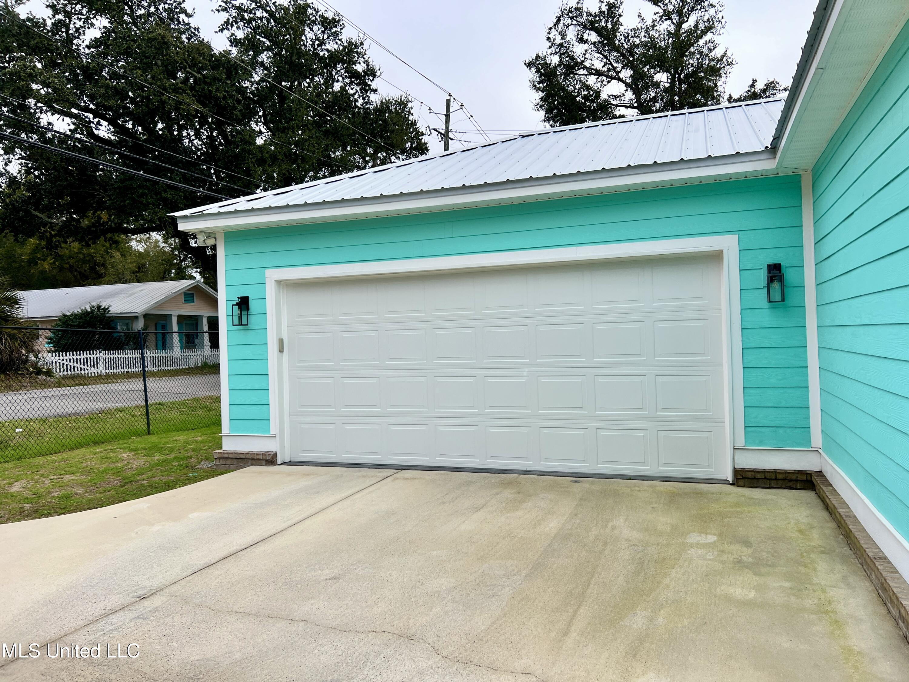 1211 Ocean View Drive Property Photo 38