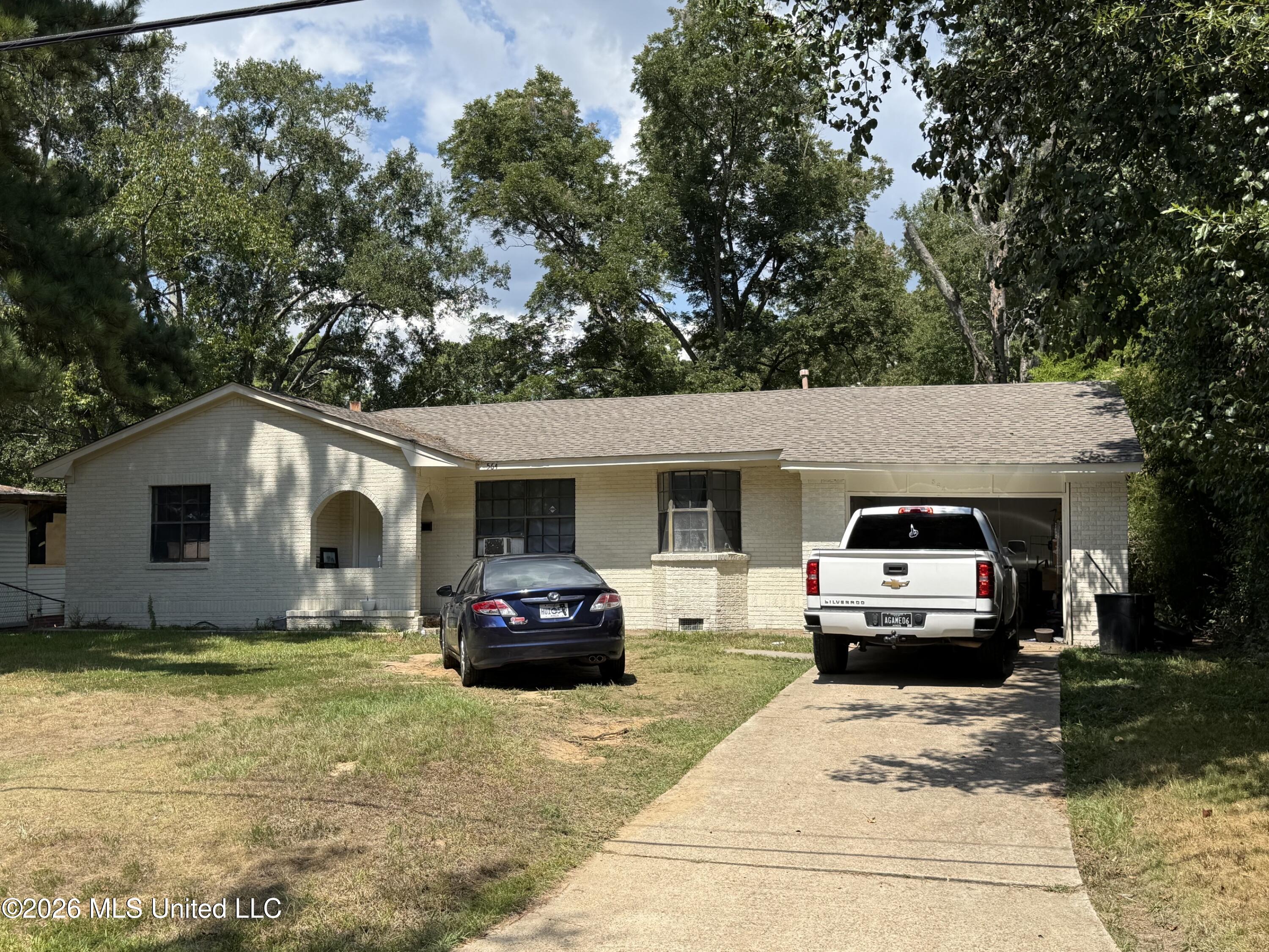 564 Woodward Avenue Property Photo 1