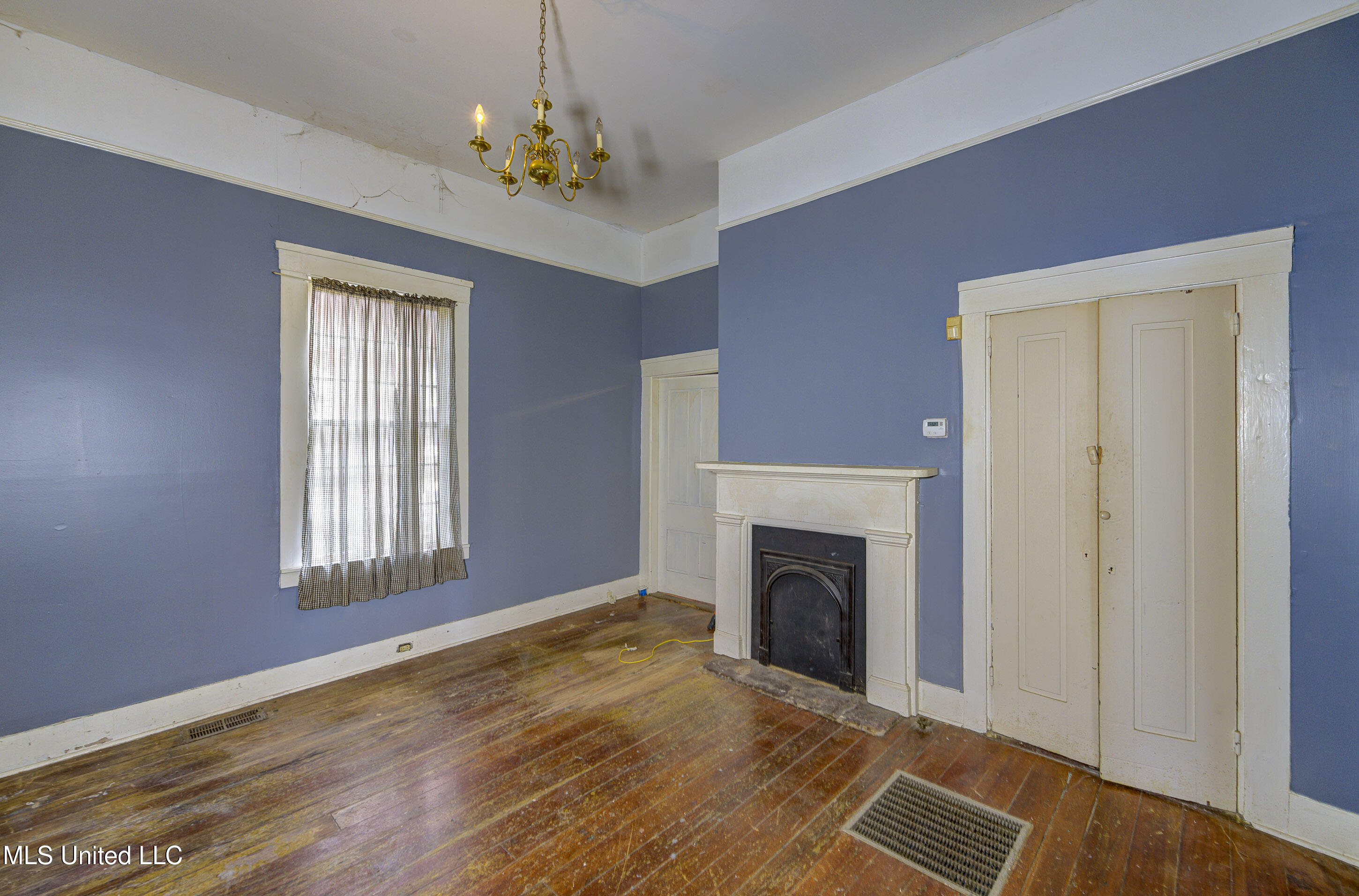 1115 Grove Street Property Photo 18