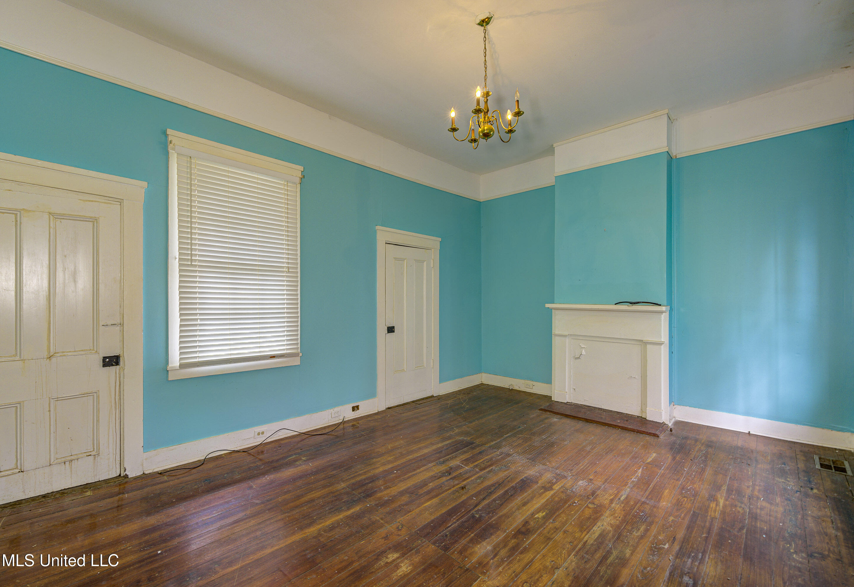 1115 Grove Street Property Photo 22