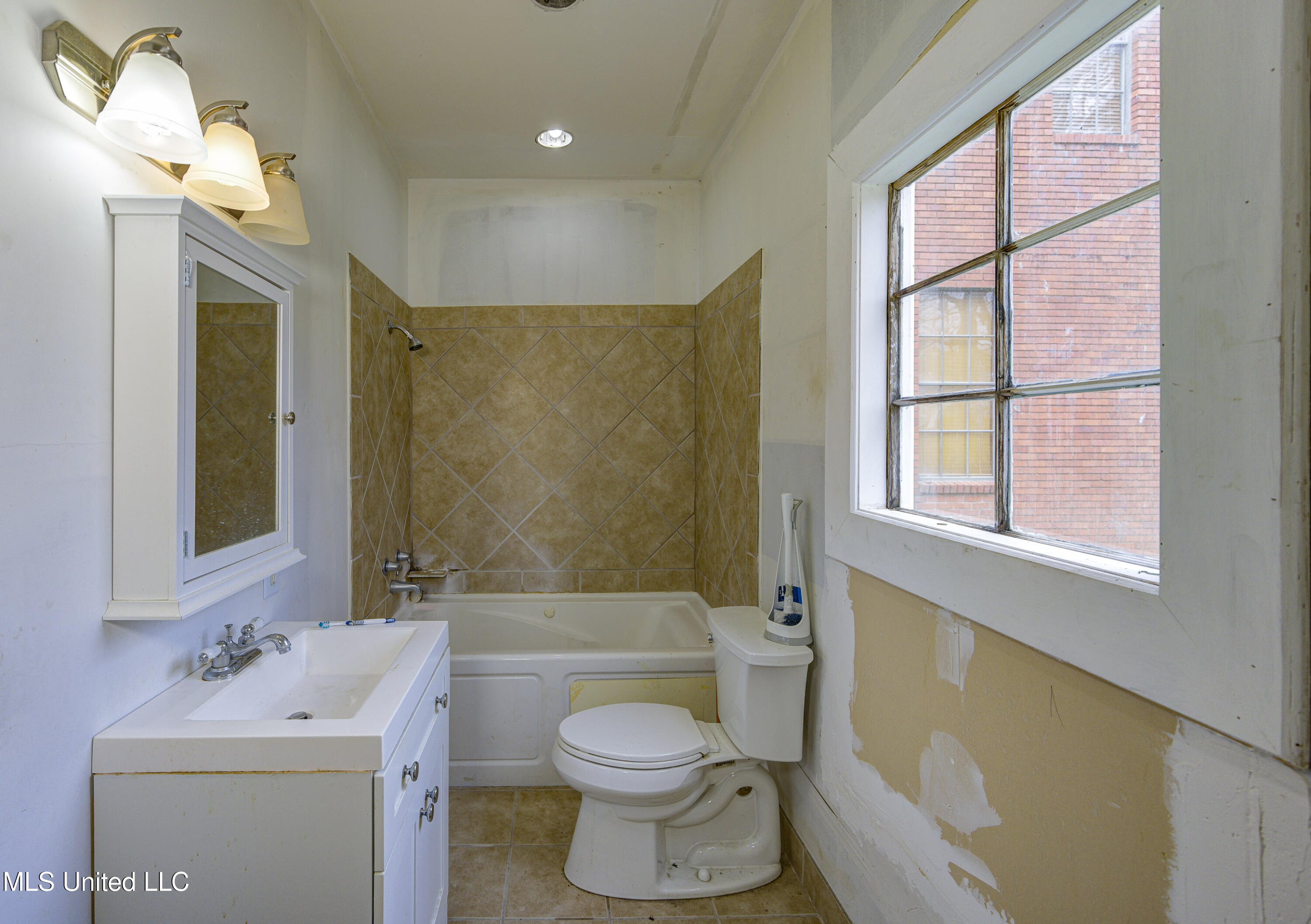 1115 Grove Street Property Photo 25