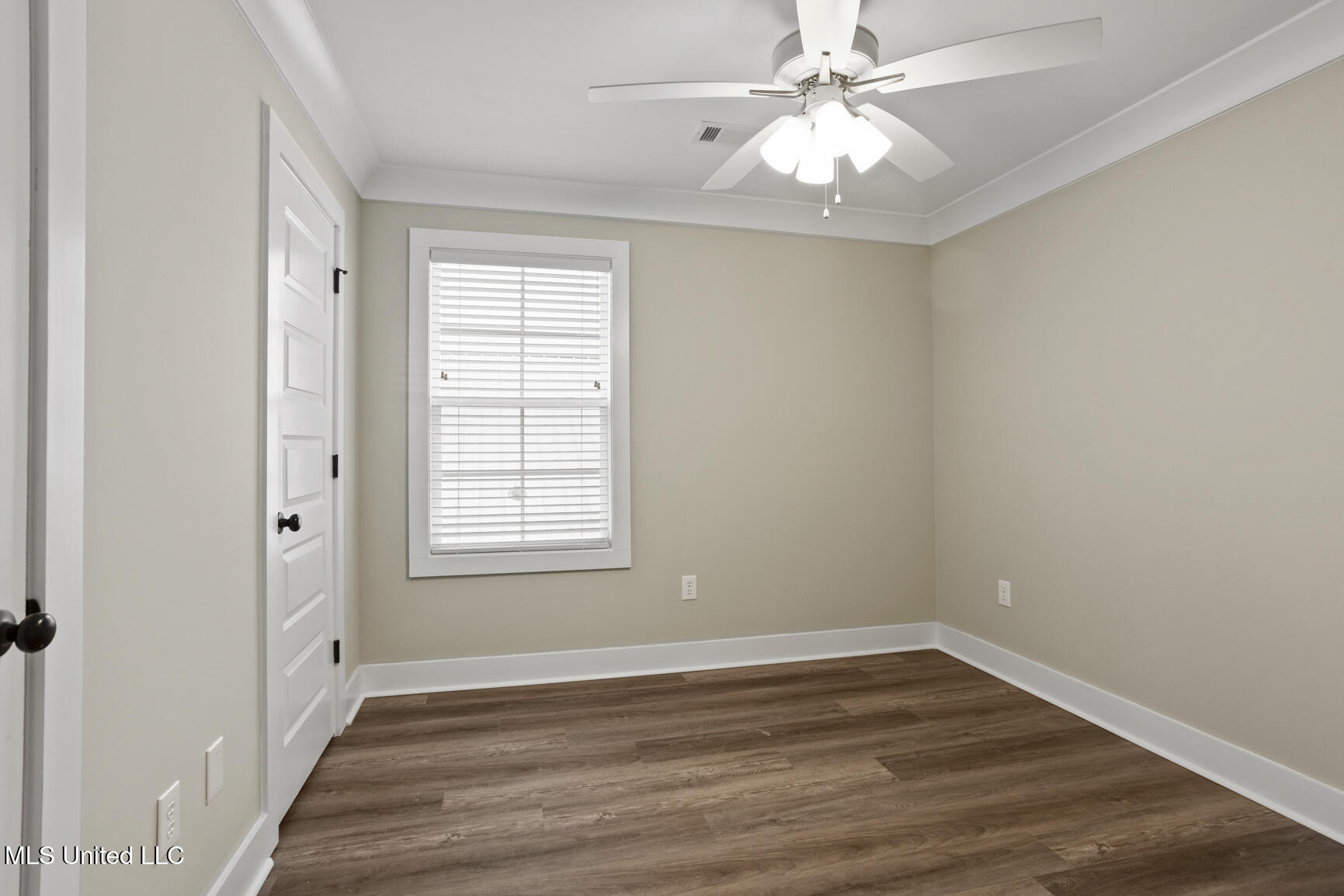 213 Grayson Place Property Photo 26