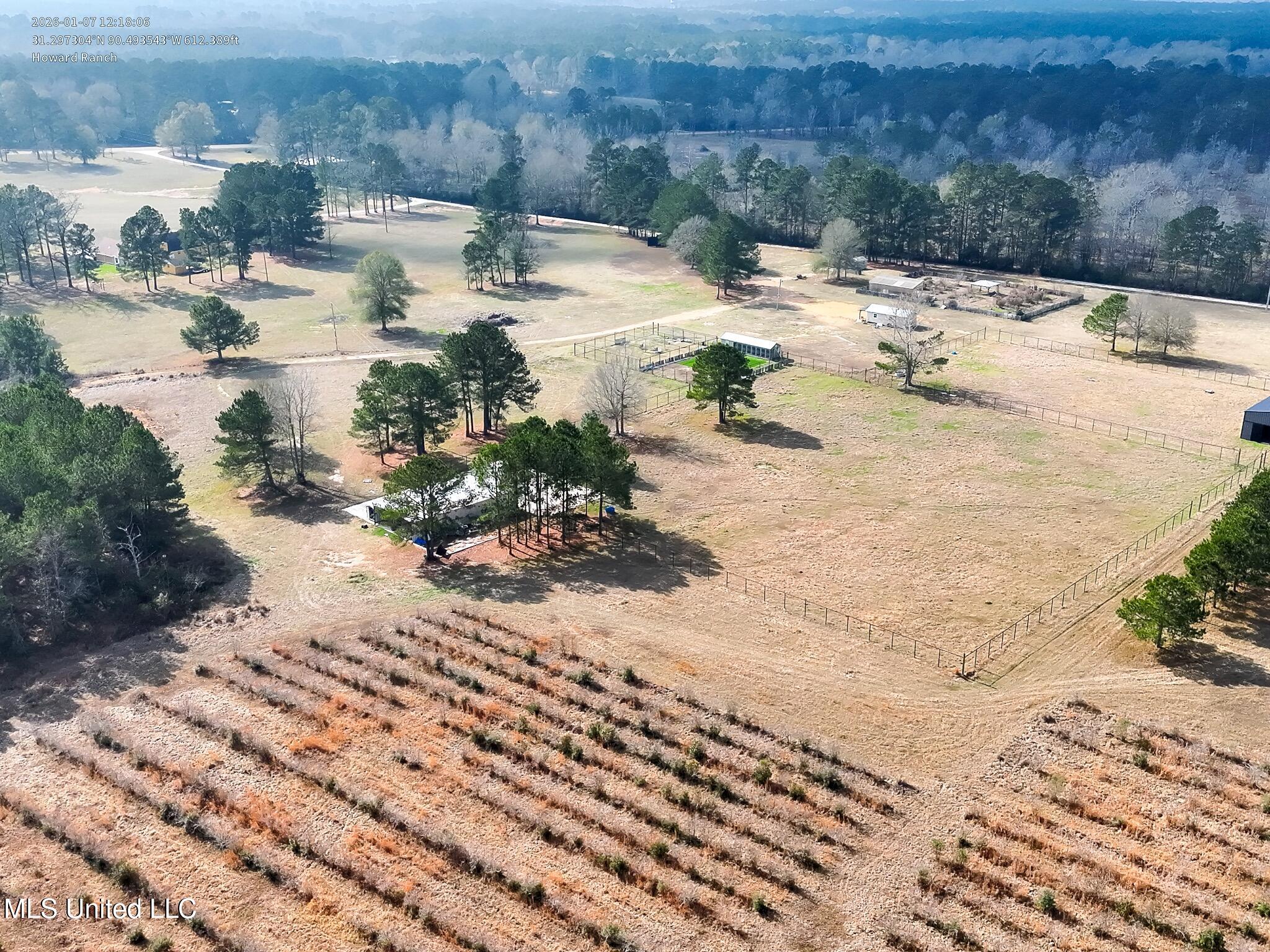 1082 Double M Property Photo 3