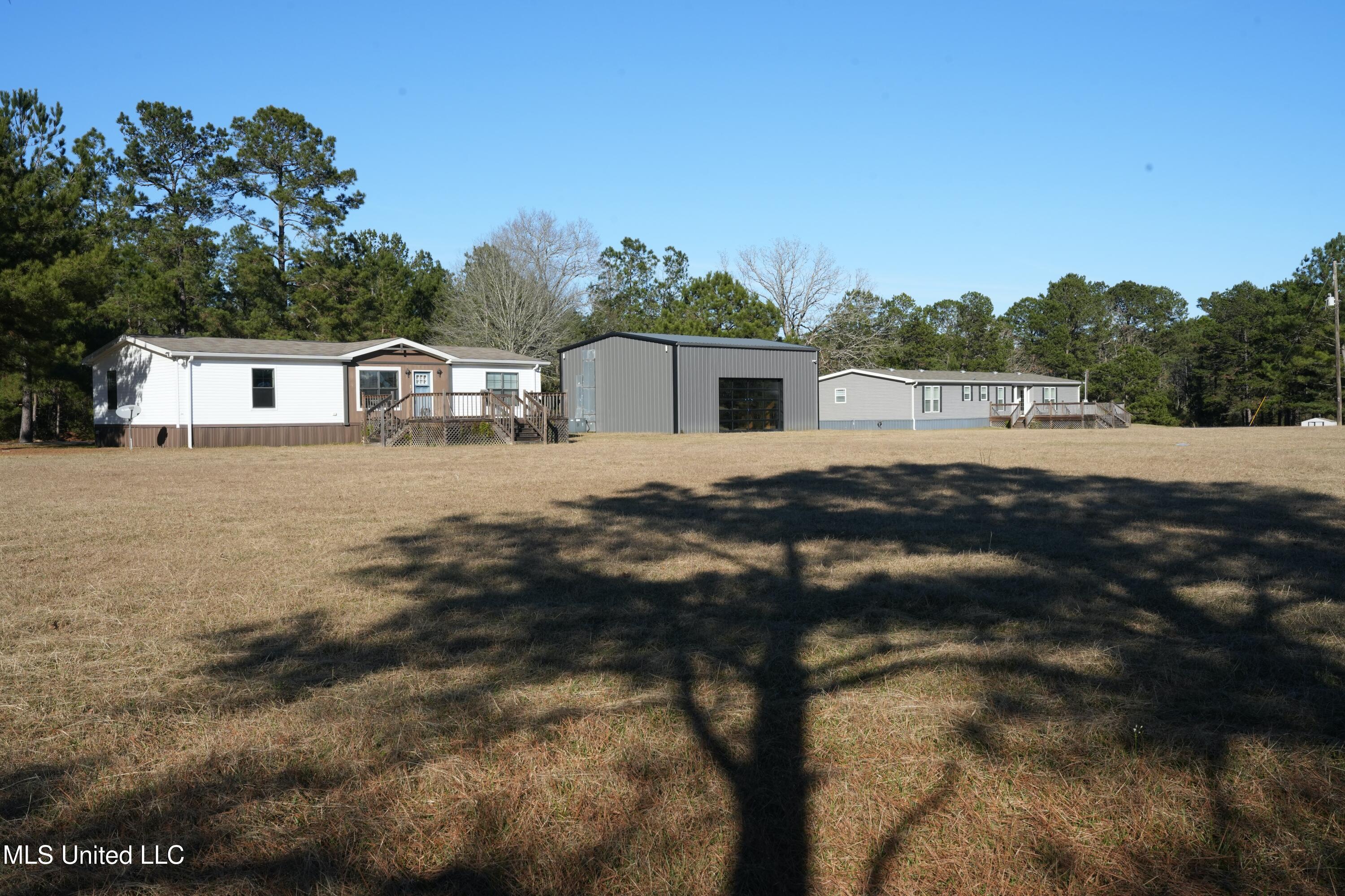 1082 Double M Property Photo 8
