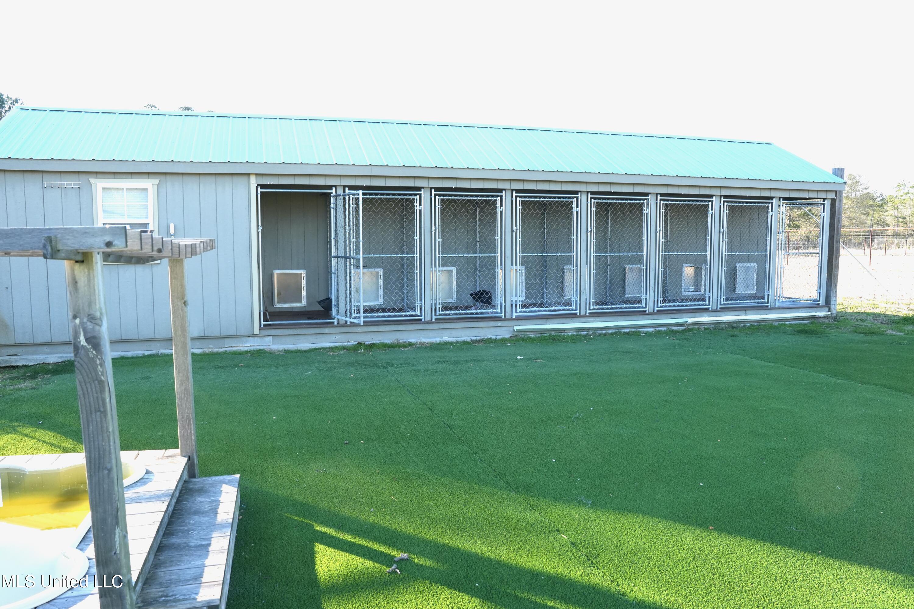 1082 Double M Property Photo 41